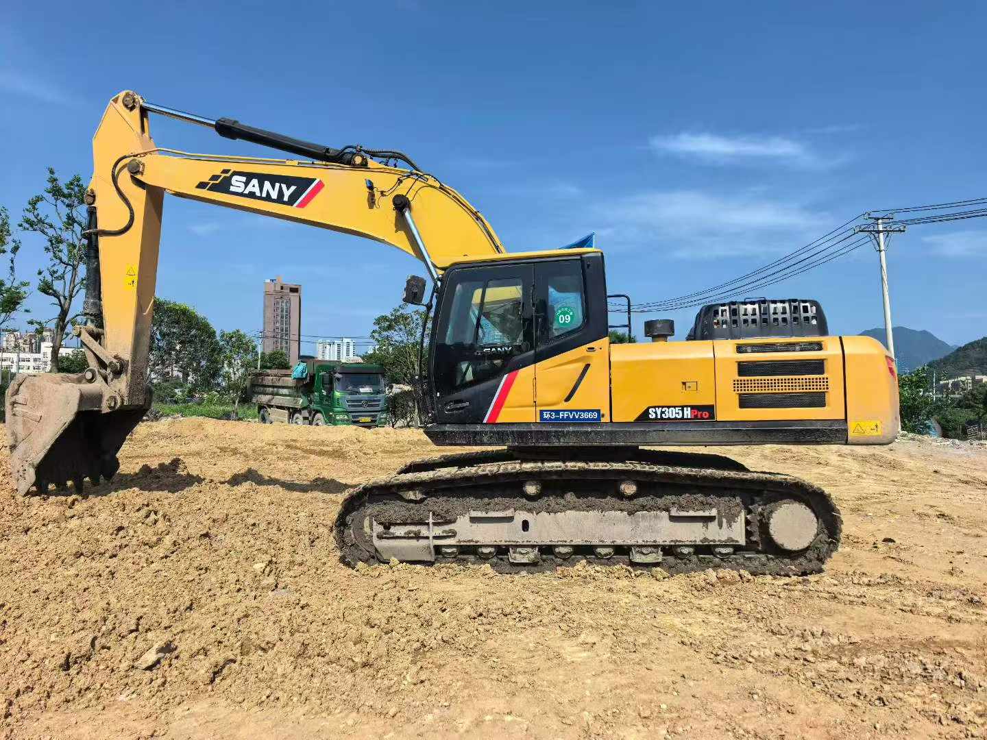 Buy Sany SY305C Used Excavator / 16