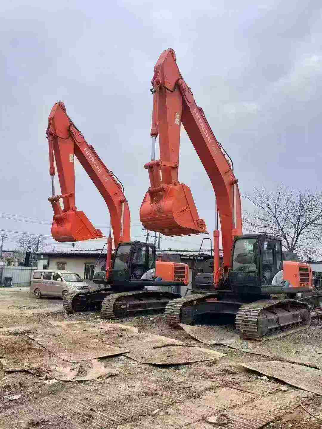 Buy Hitachi EX350 Used Excavator / 3