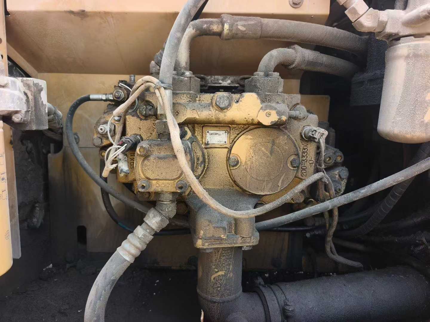 Buy Caterpillar 320A Used Excavator / 6