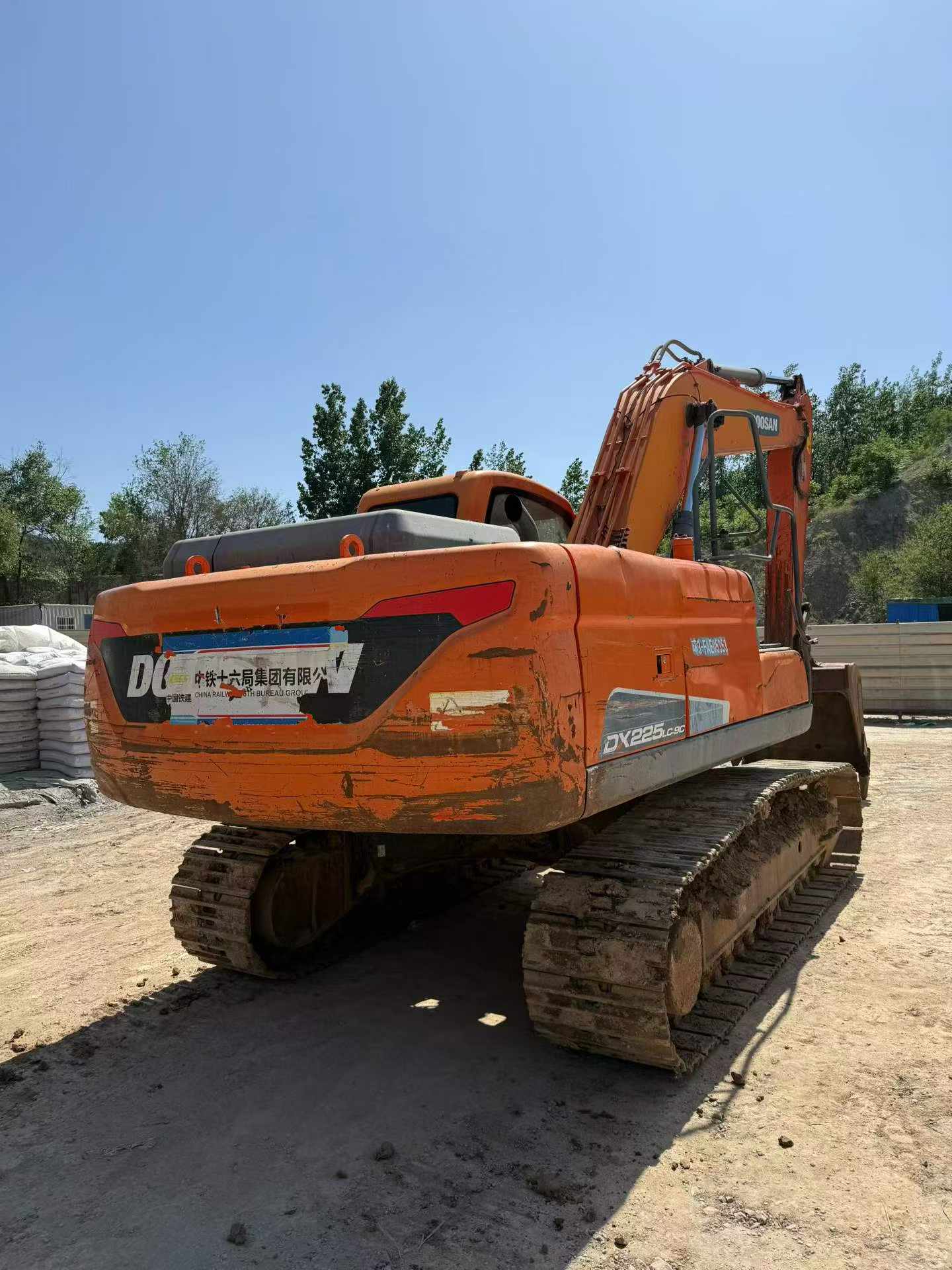 Buy Doosan DH215-7 Used Excavator / 3