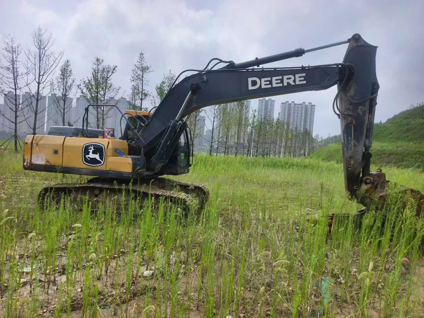 Buy JohnDeere E210 Used Excavator / 2
