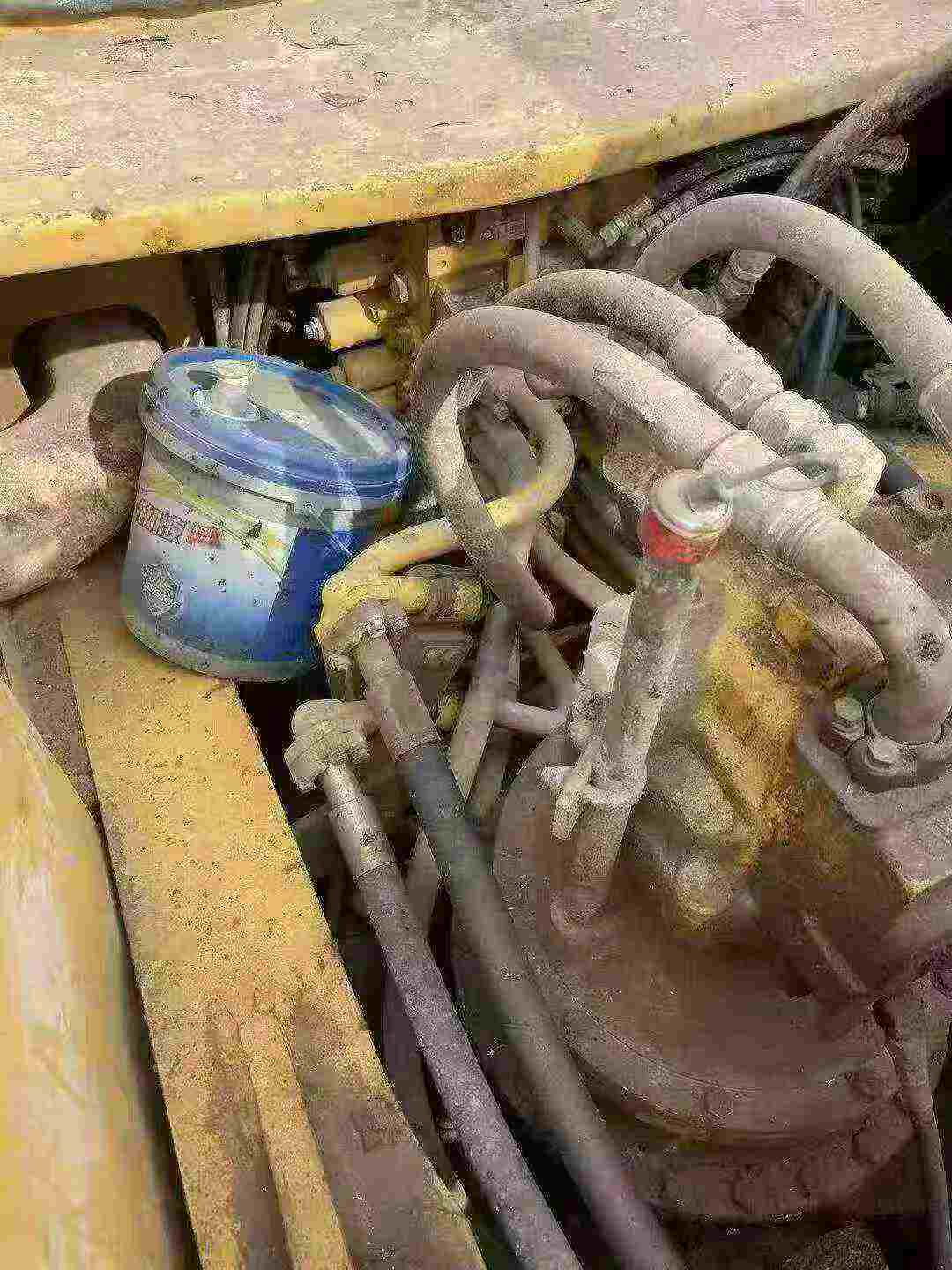 Buy Komatsu WA500-3 Used Excavator / 6
