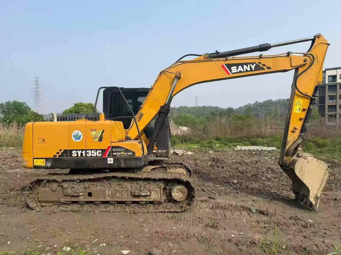 شراء Sany SY135 مستعمل حفارة