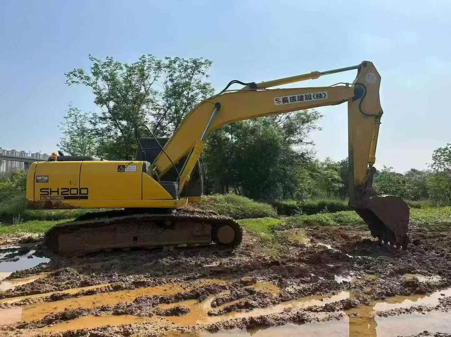 شراء حفارة Sumitomo SH200A5 مستعملة / 3
