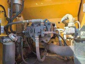 Buy Kobelco SK200 Used Excavator / 4 Buy Kobelco SK200 Used Excavator / 4