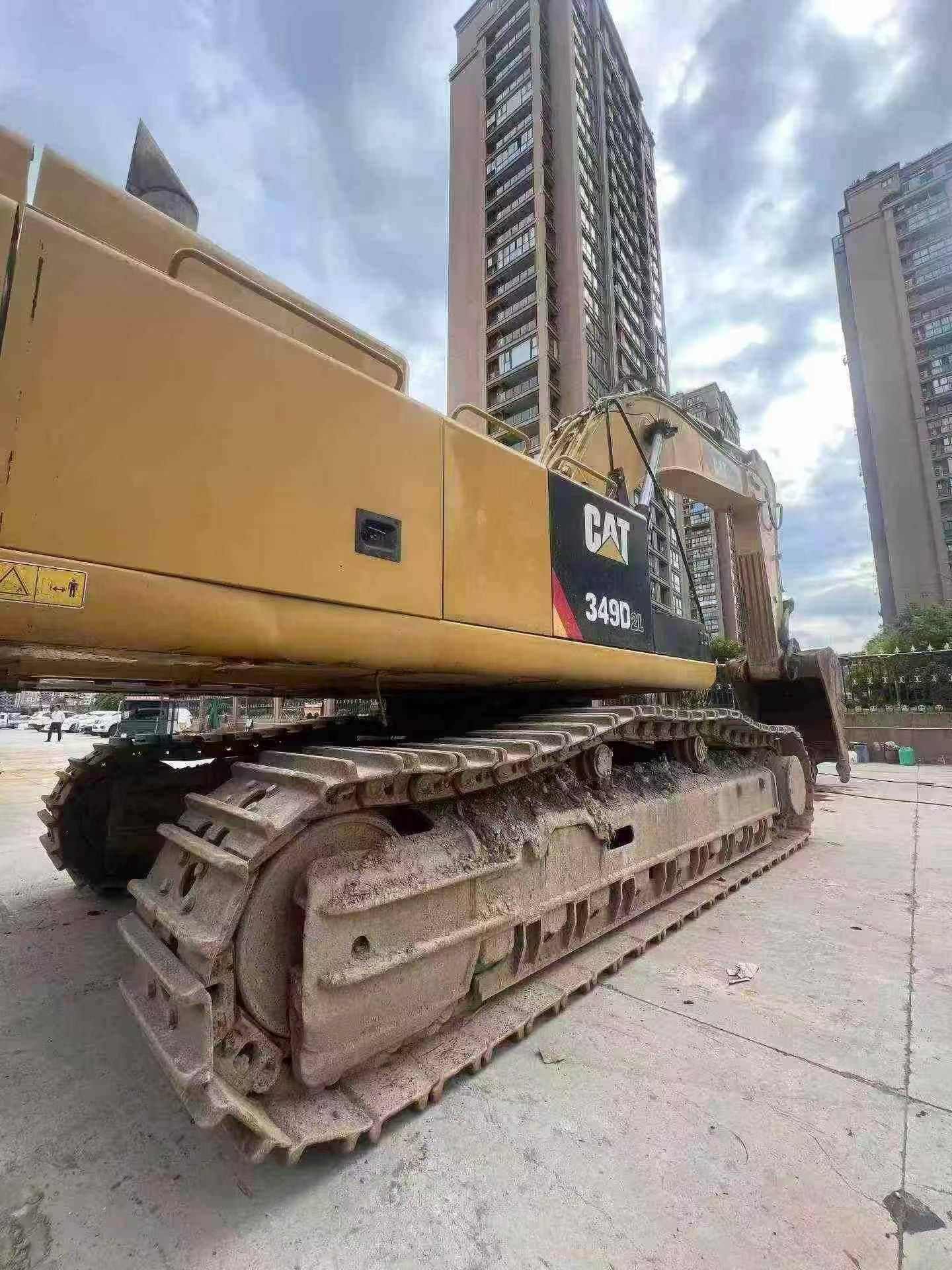 Buy Caterpillar 349E Used Excavator / 4