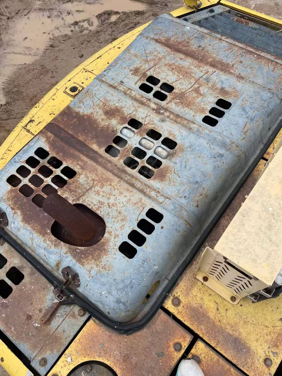 شراء حفارة Sumitomo SH120Z3 مستعملة / 4