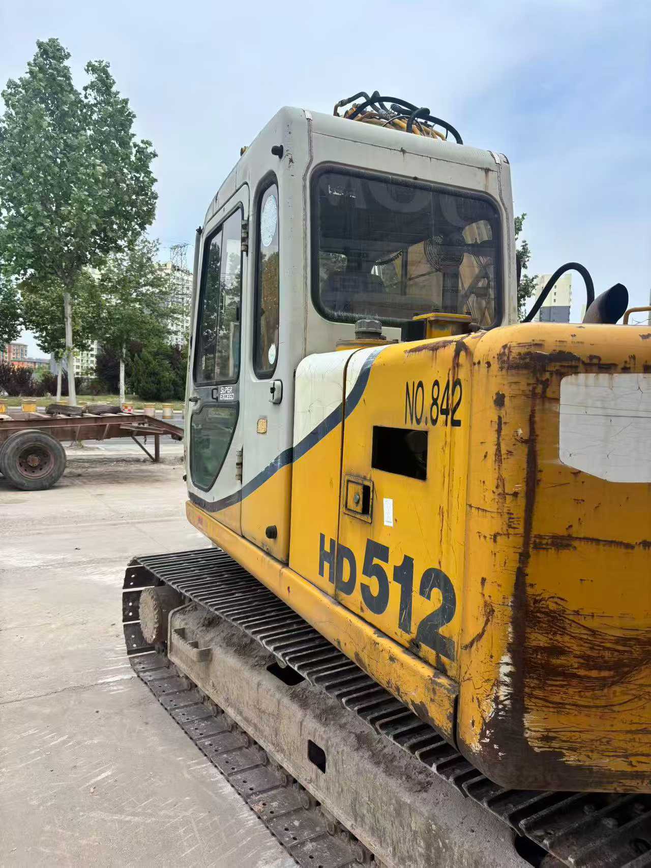 Comprar Kato HD512 Usado Excavadora