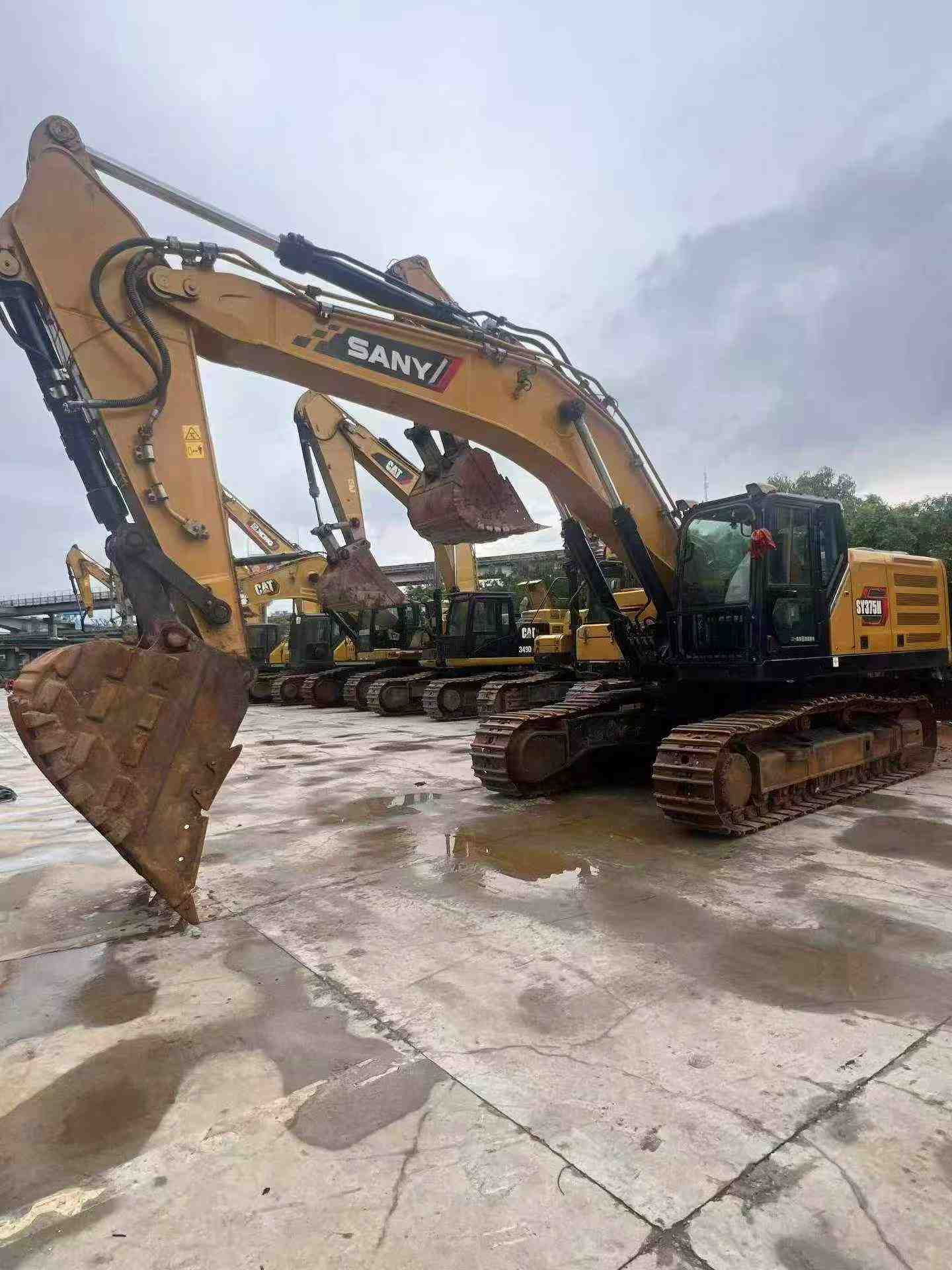 Buy Sany SY375H Used Excavator / 3