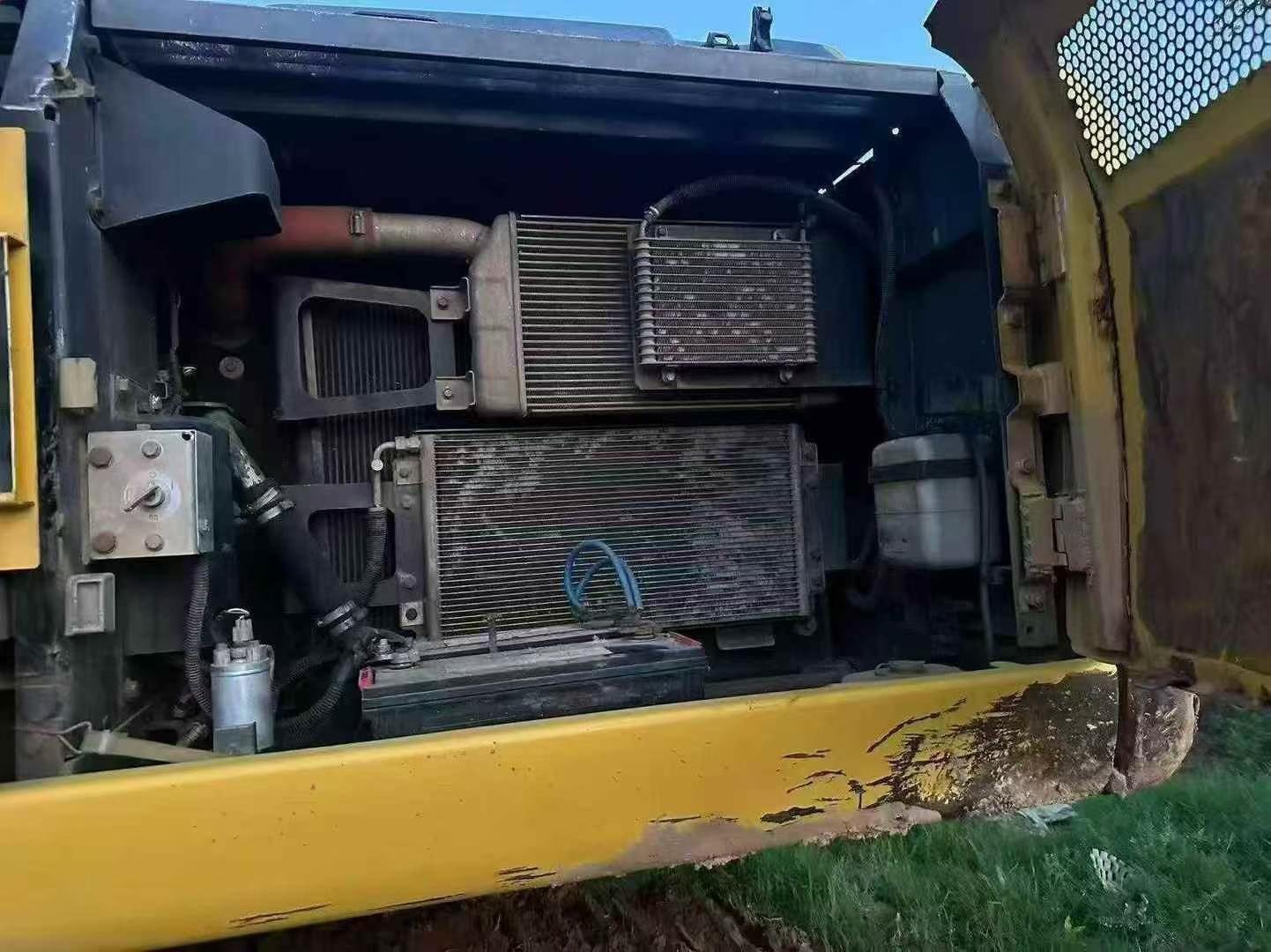 شراء حفارة Sumitomo SH200A5 مستعملة / 7