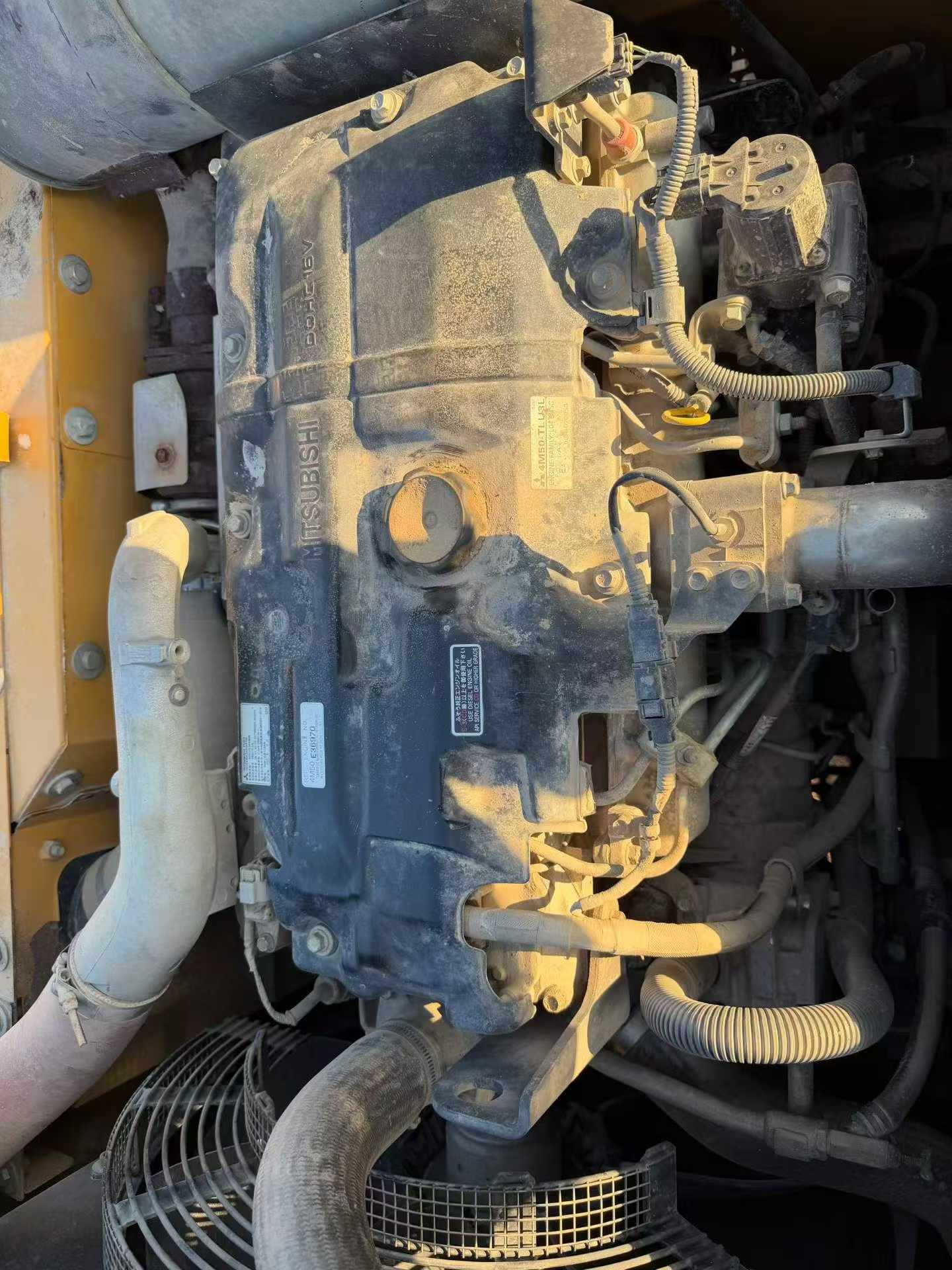 Buy Sany SY205C Used Excavator / 3