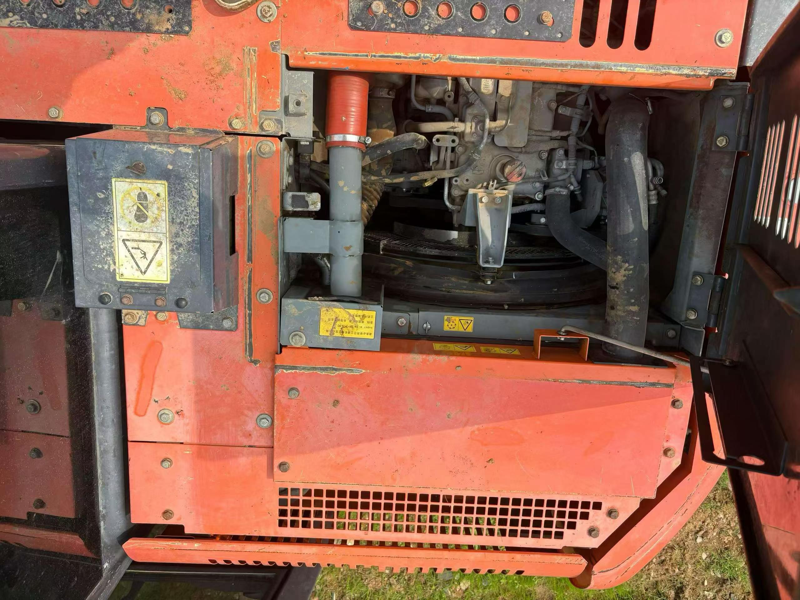 Buy Hitachi ZX130-5A Used Excavator / 4