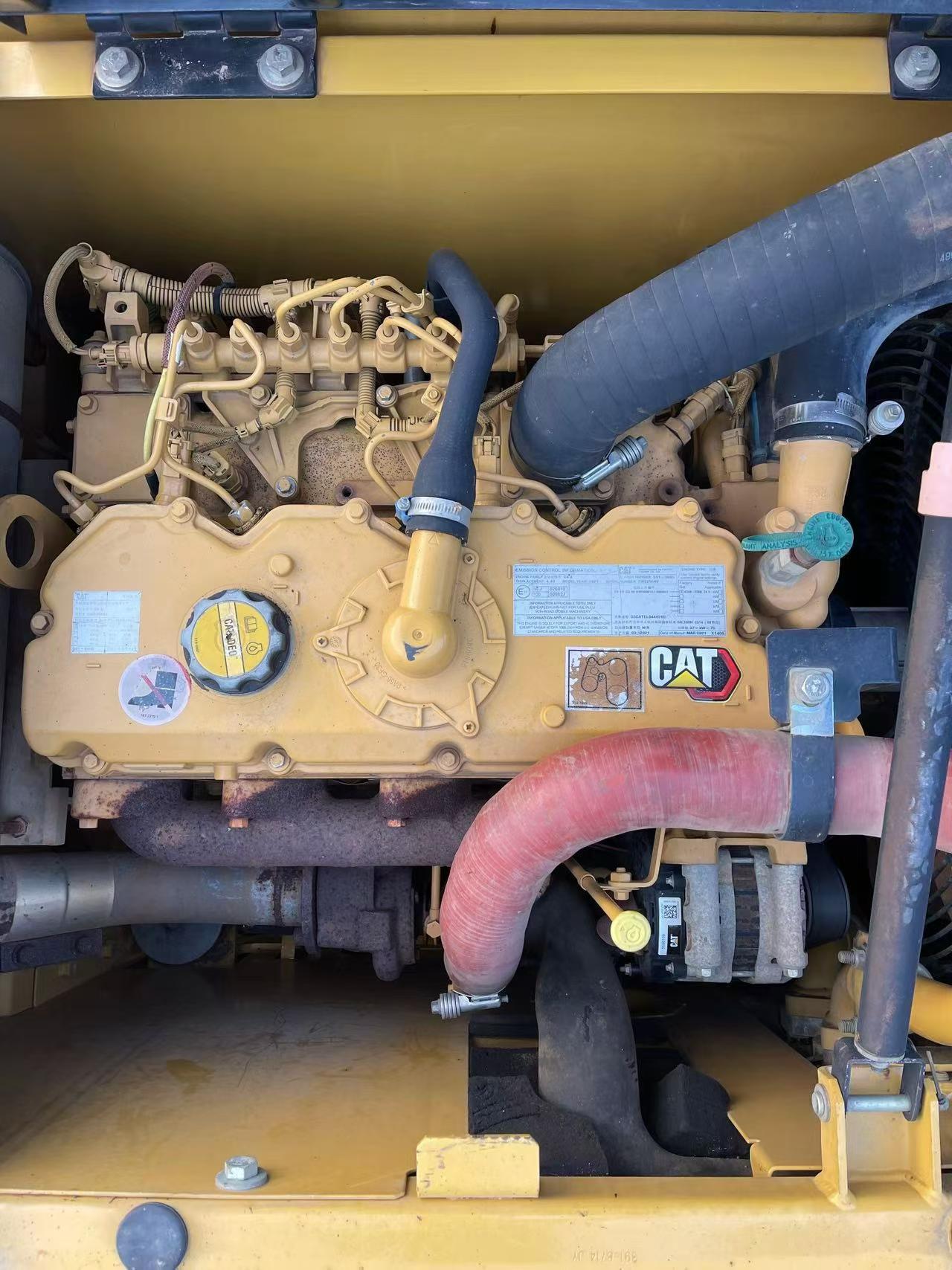 Купить Подержанный Экскаватор Caterpillar 313D / 2