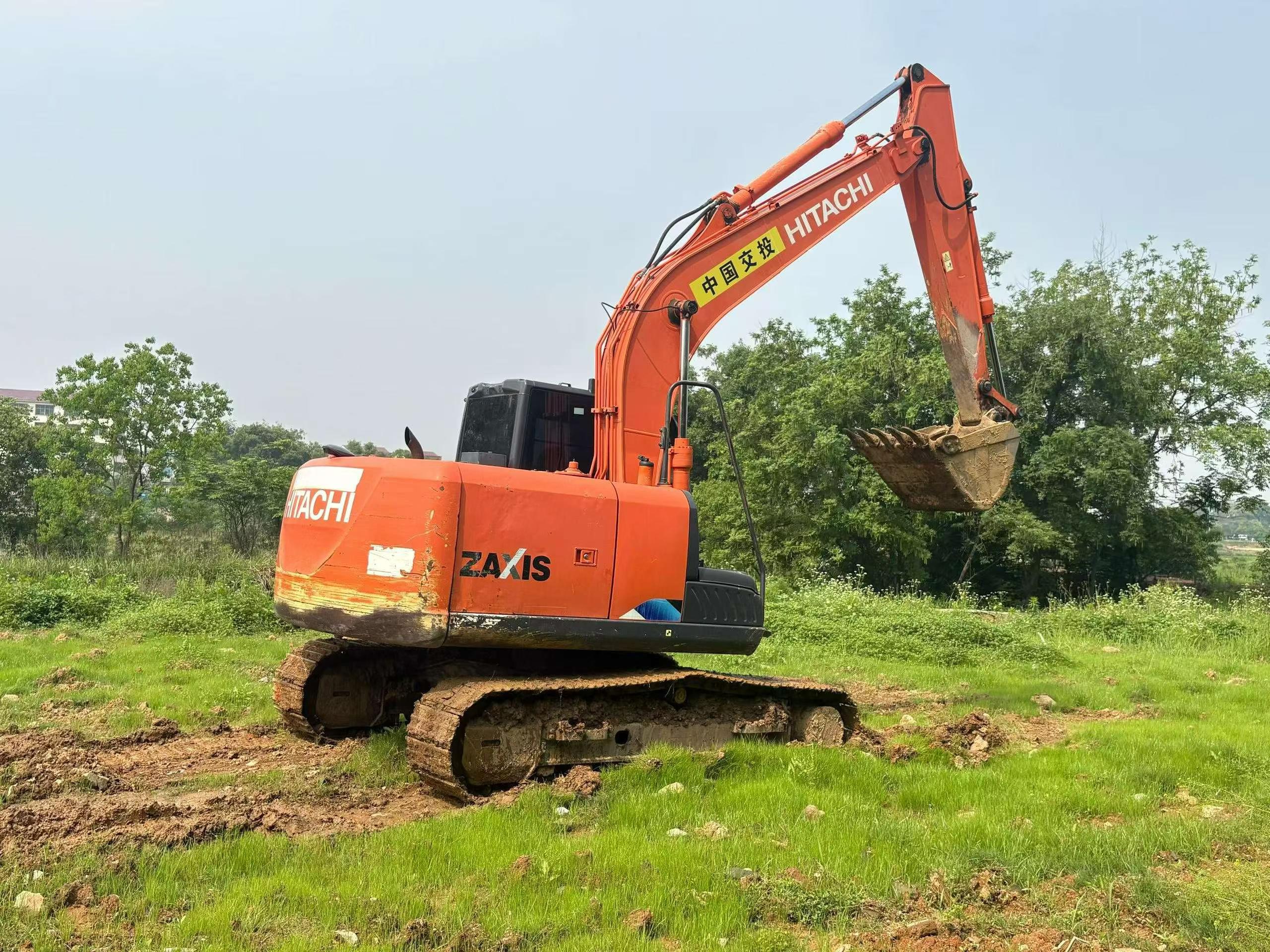Buy Hitachi ZX130-5A Used Excavator / 3