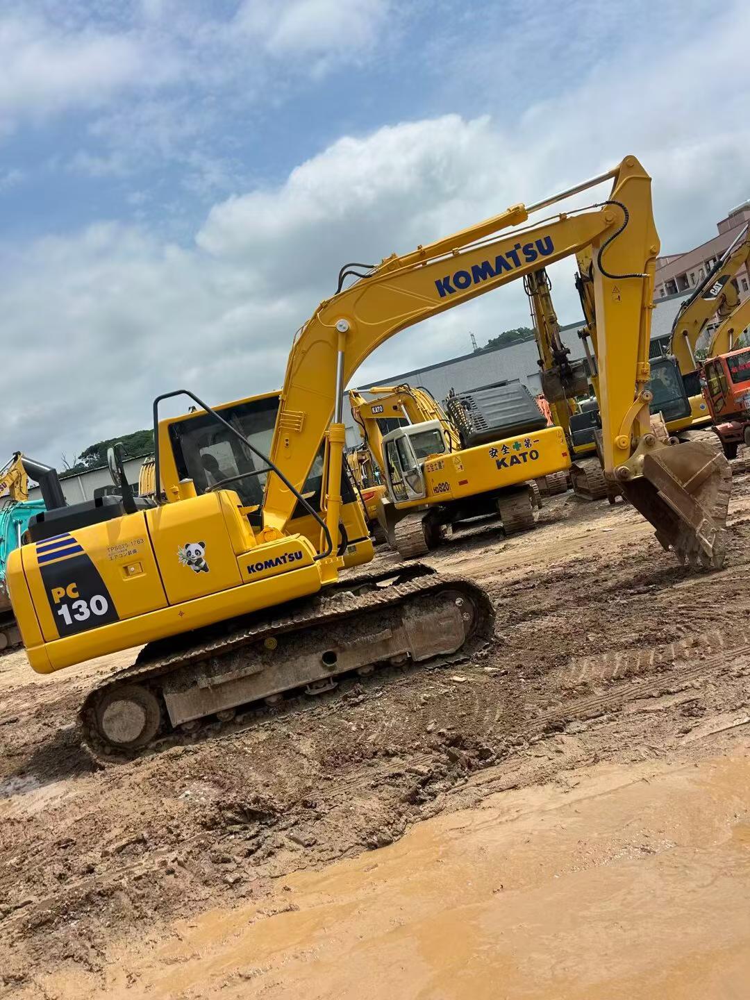 Compre Excavadora Komatsu PC110-7 Usada / 2