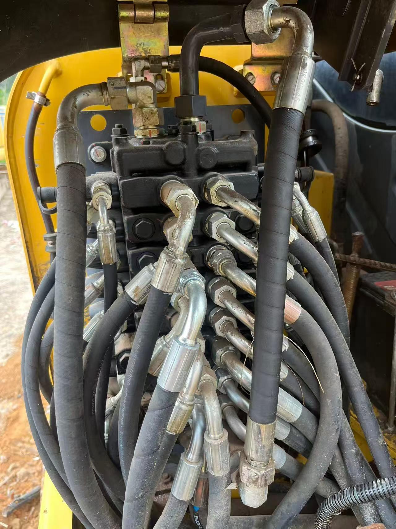 Buy XCMG XE60 Used Excavator / 7