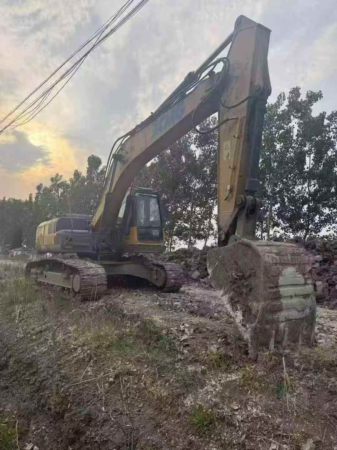 Buy XCMG XE215 Used Excavator / 4