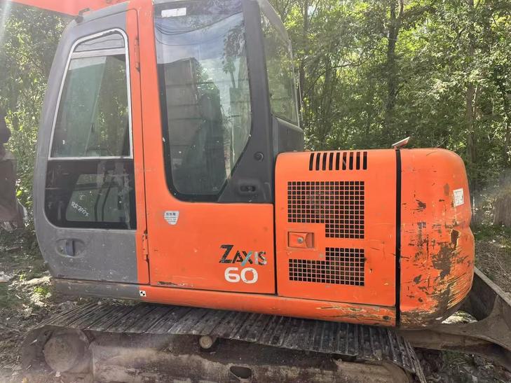 Buy Hitachi ZX60 Used Excavator / 1
