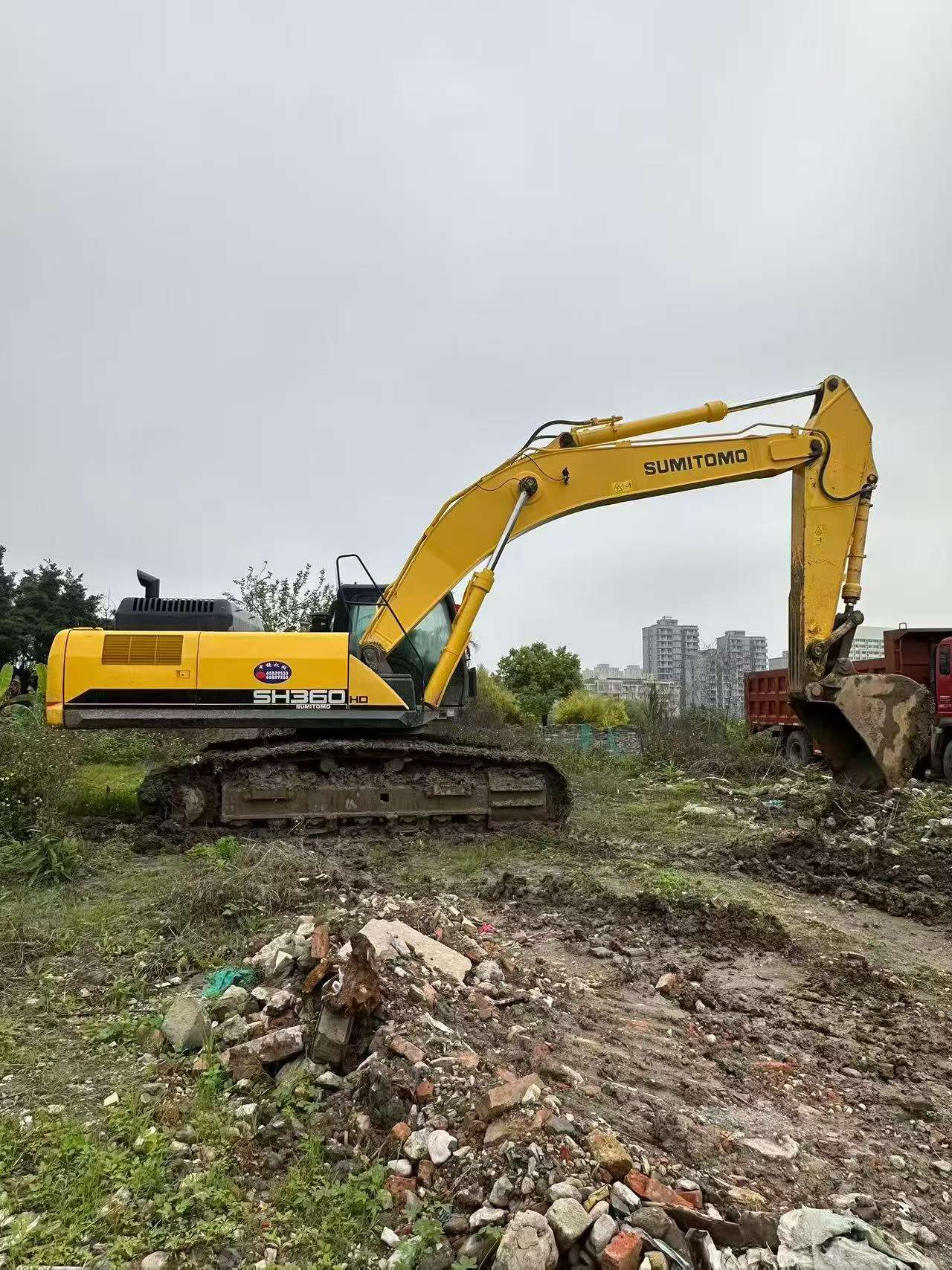 شراء حفارة Sumitomo SH360-5 مستعملة / 4
