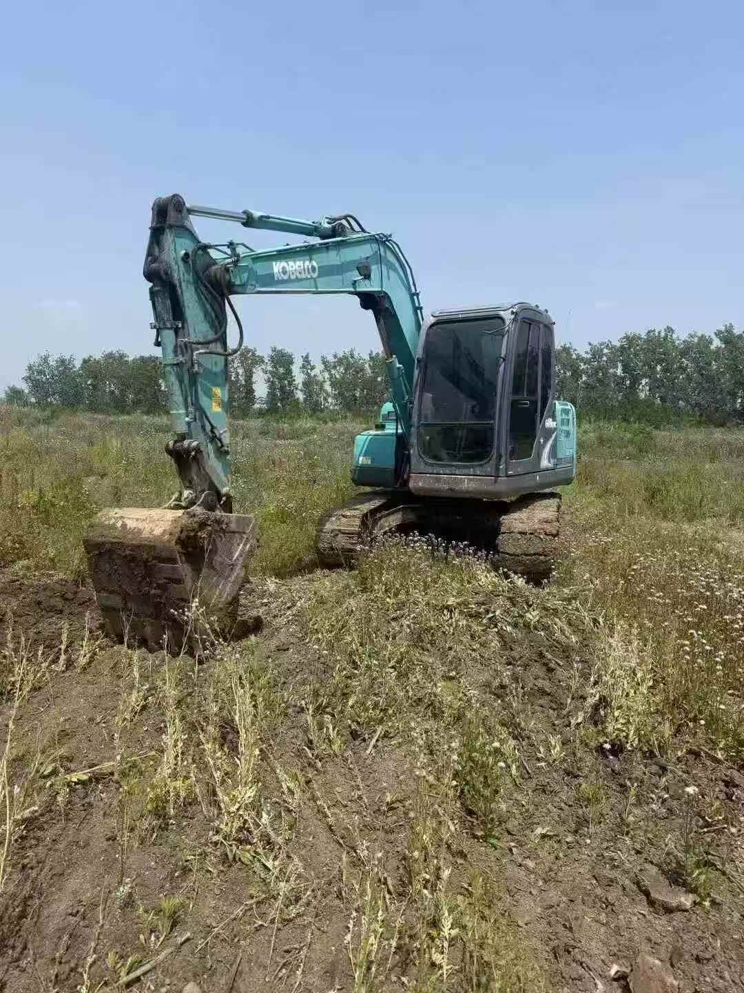 Buy Kobelco SK75 Used Excavator / 2