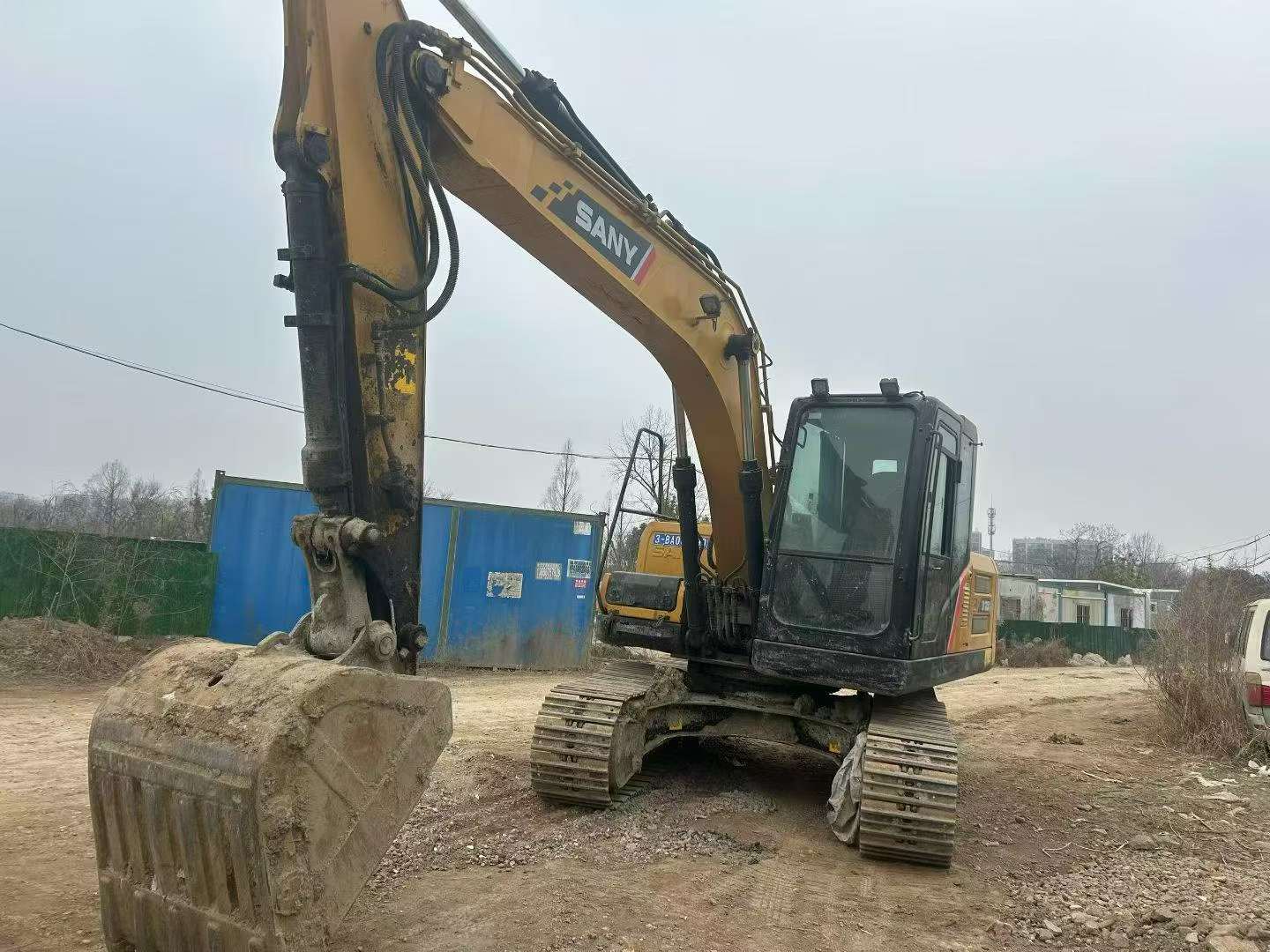 شراء حفارة Sany SY135 مستعملة / 4