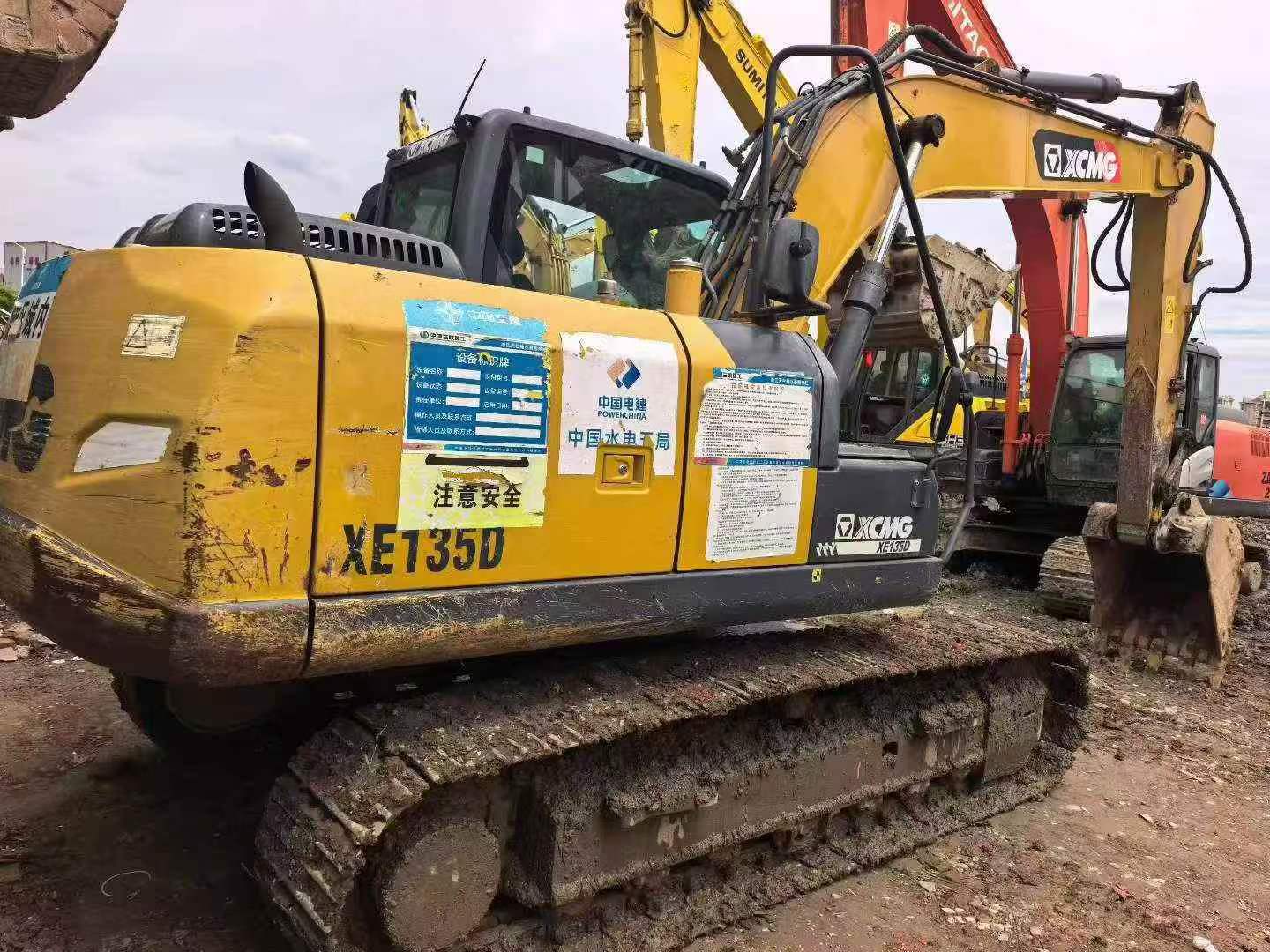 Buy XCMG XE135B Used Excavator / 4