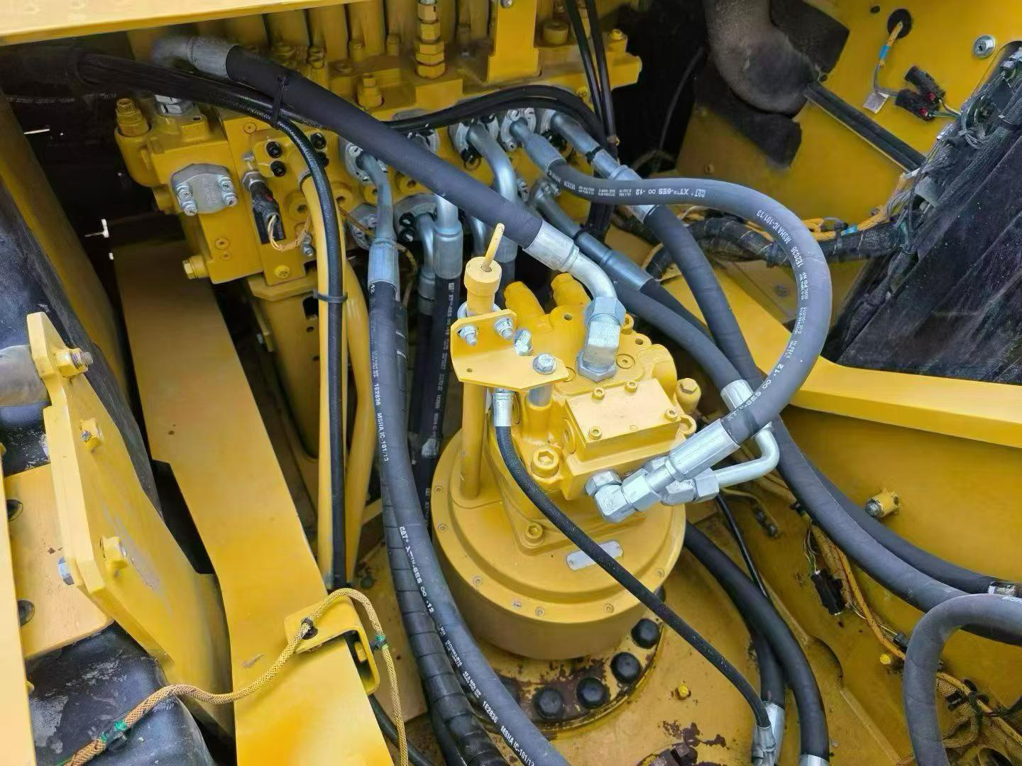 Buy Caterpillar 330B Used Excavator / 7