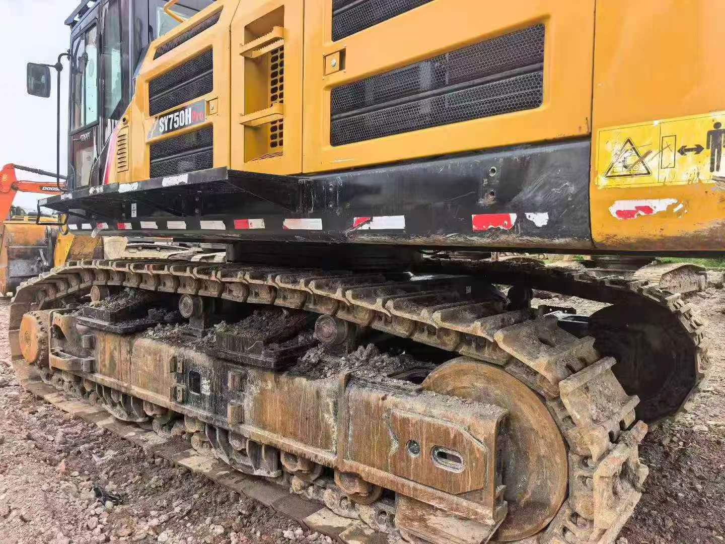 Buy Sany SY750H Used Excavator / 2