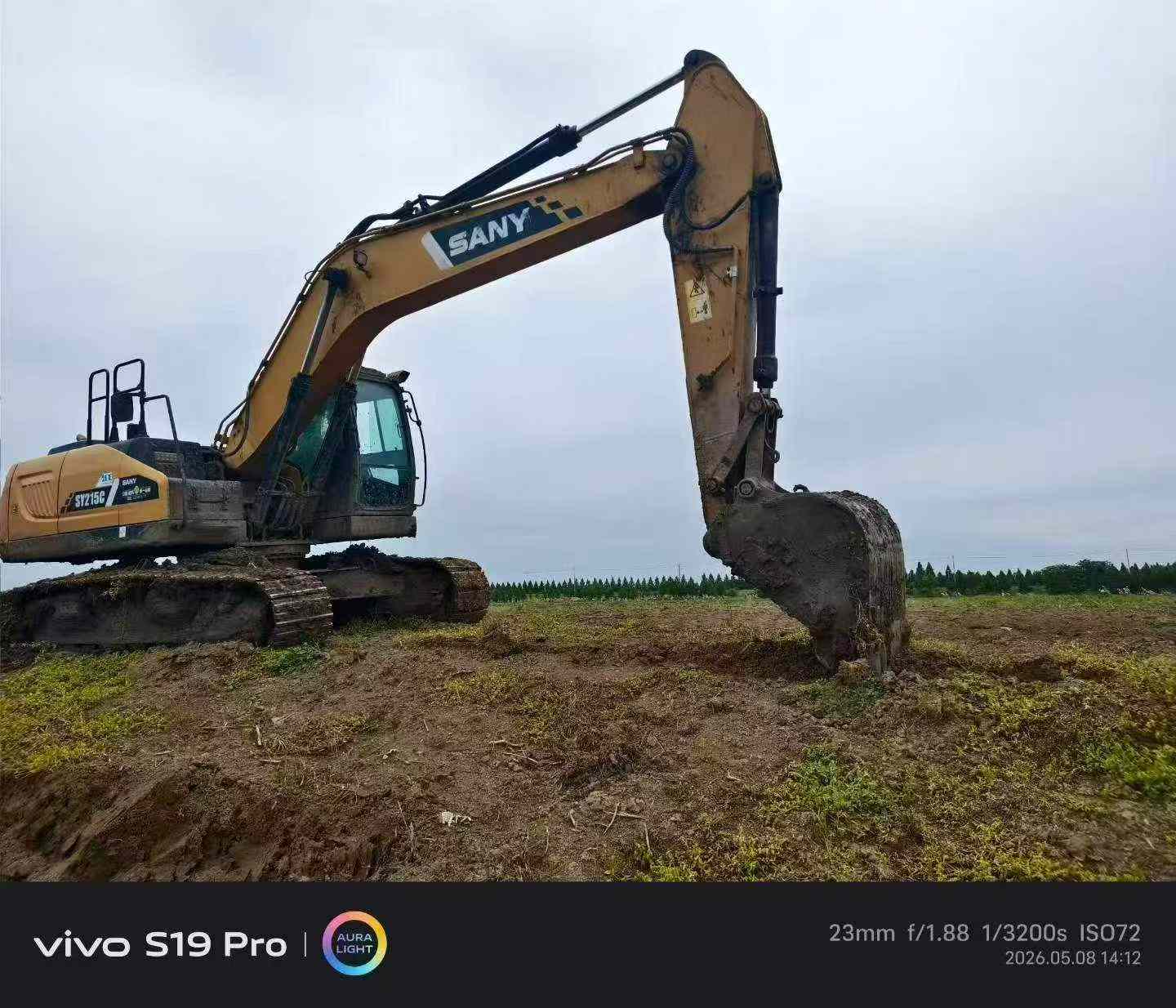 Buy Sany SY215C Used Excavator / 9