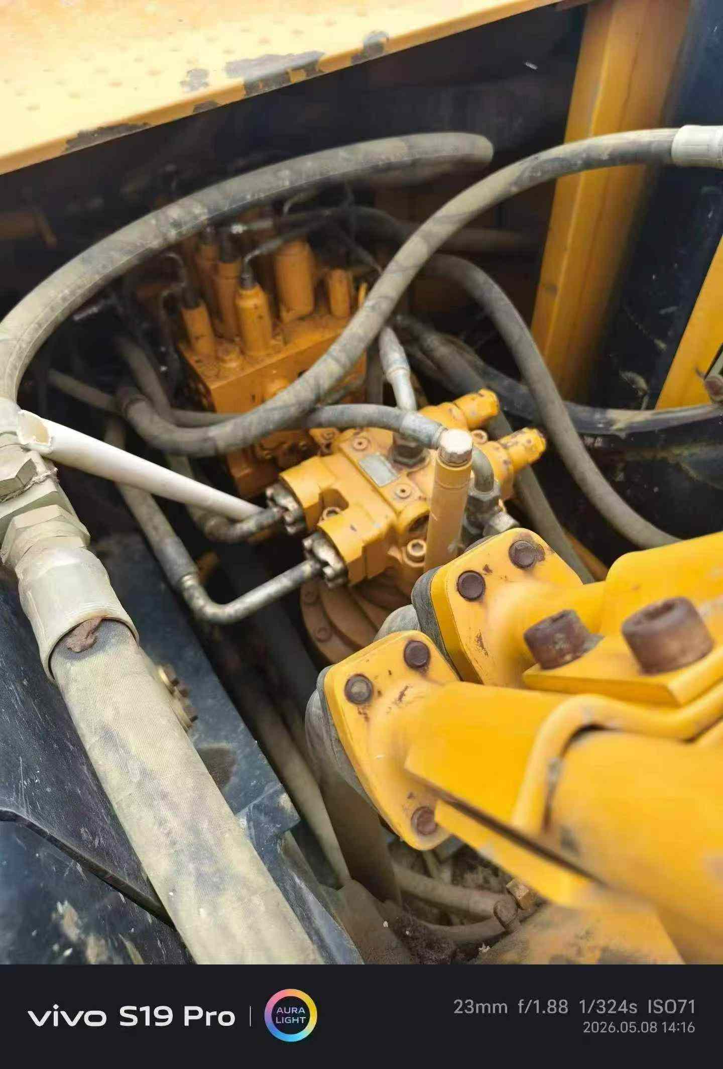 Buy Sany SY215C Used Excavator / 6