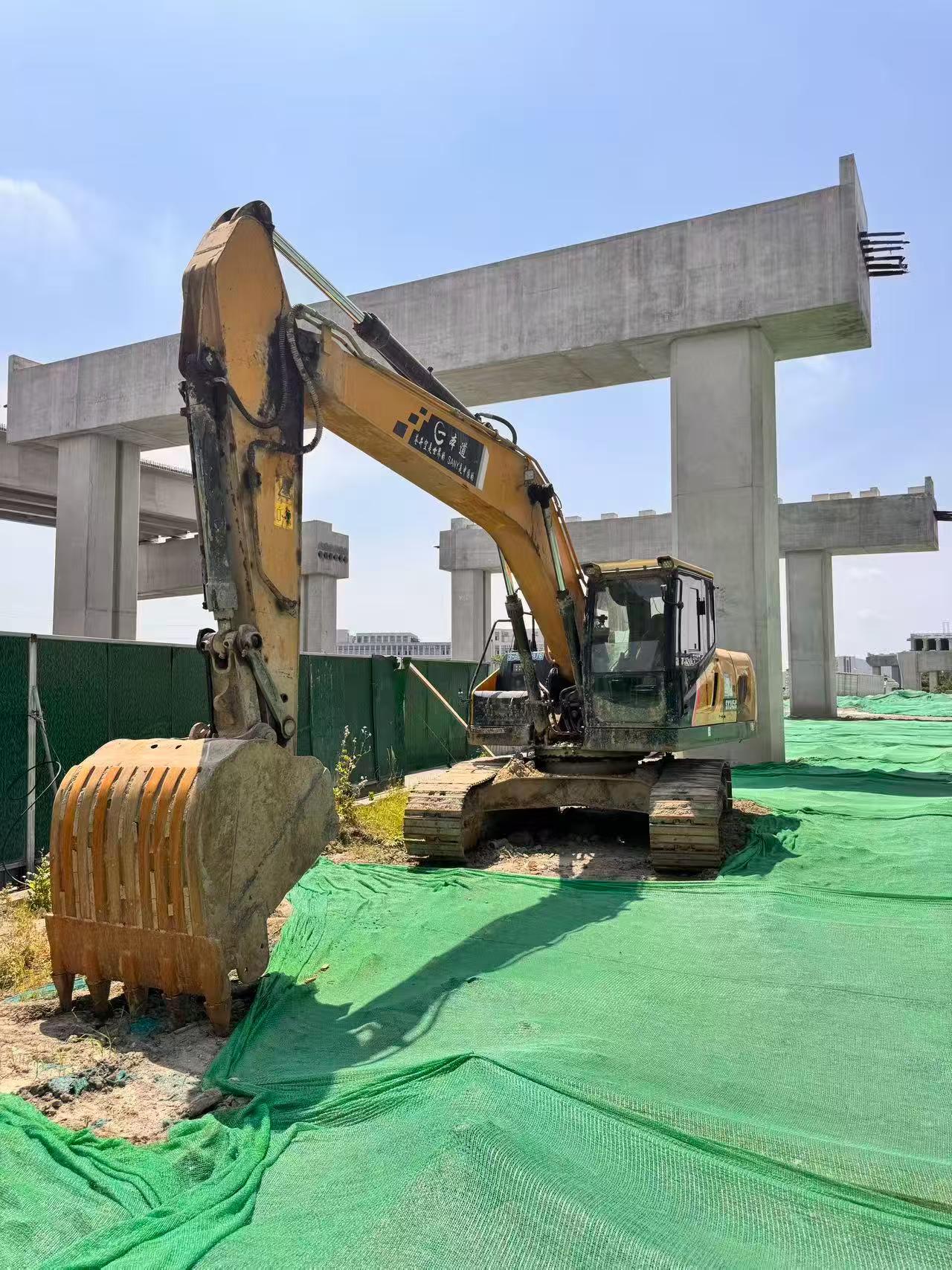 Buy Sany SY215C Used Excavator / 7