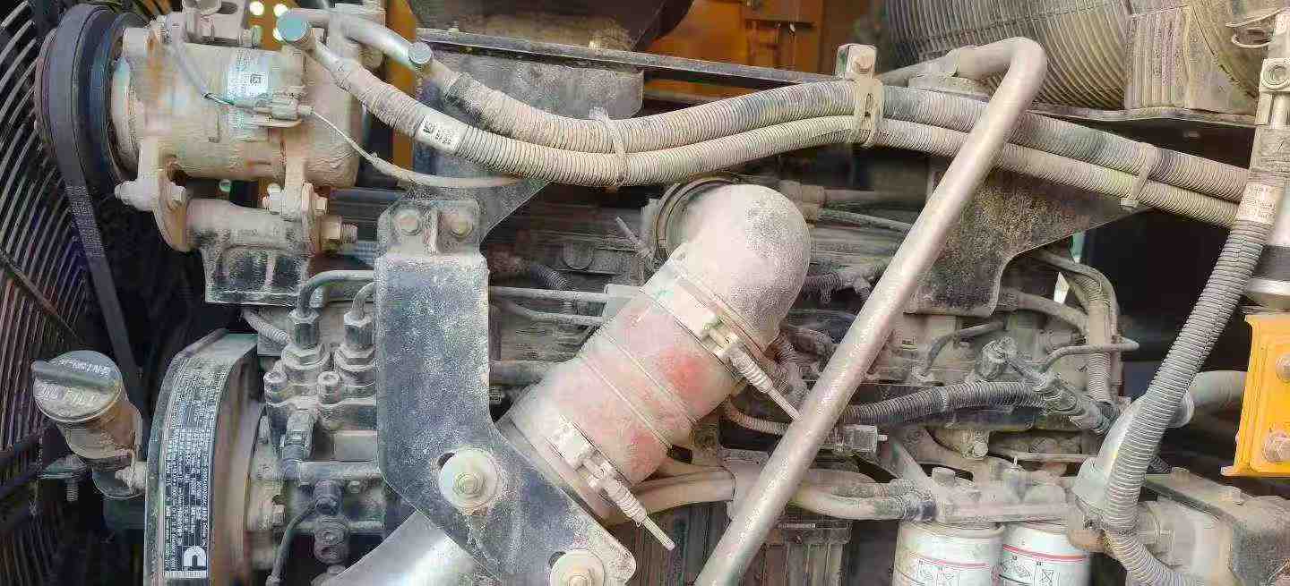 شراء محملة LiuGong CLG855N مستعملة / 4