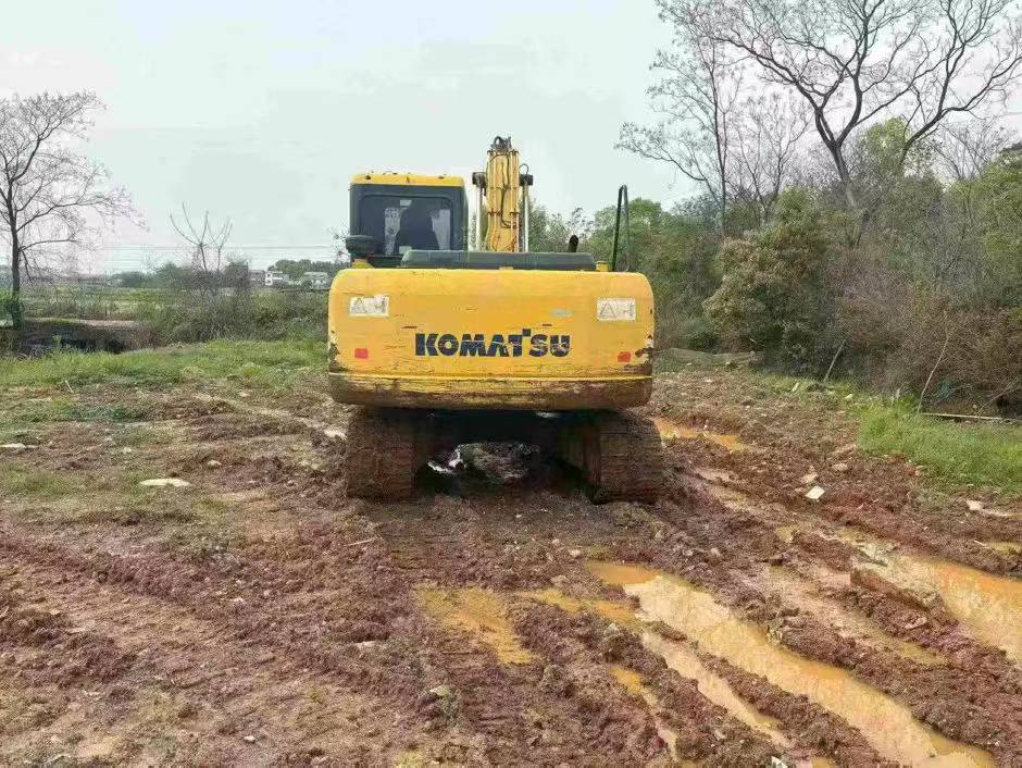 Acheter Pelle Komatsu PC110-7 d'occasion / 2