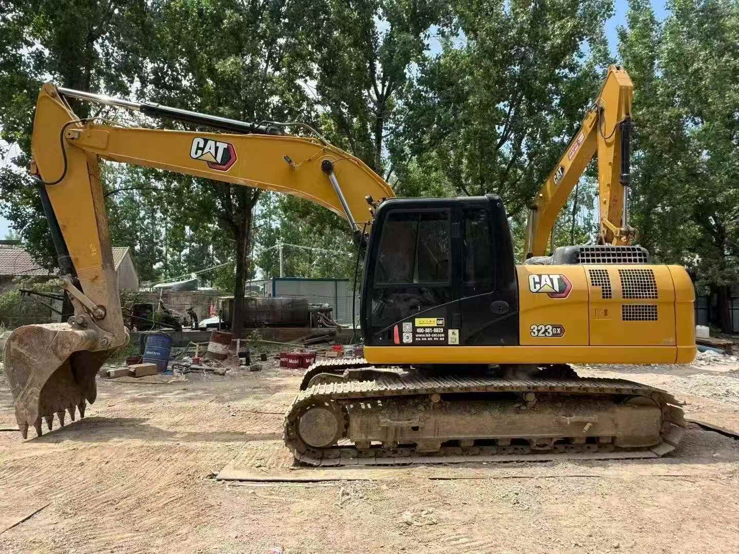 Buy Caterpillar 323 Used Excavator
