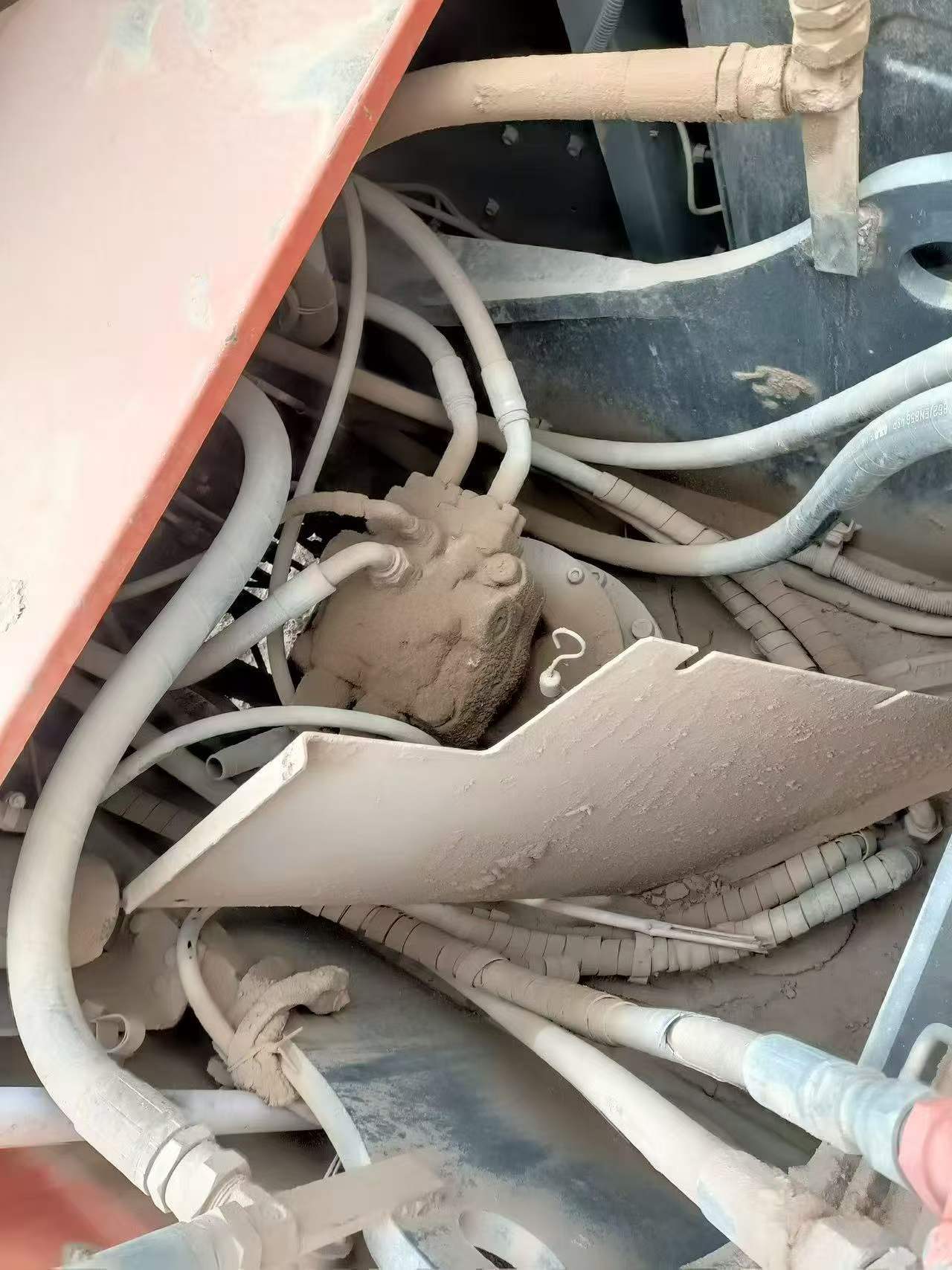 Купить Подержанный Экскаватор Hitachi ZX240 / 7