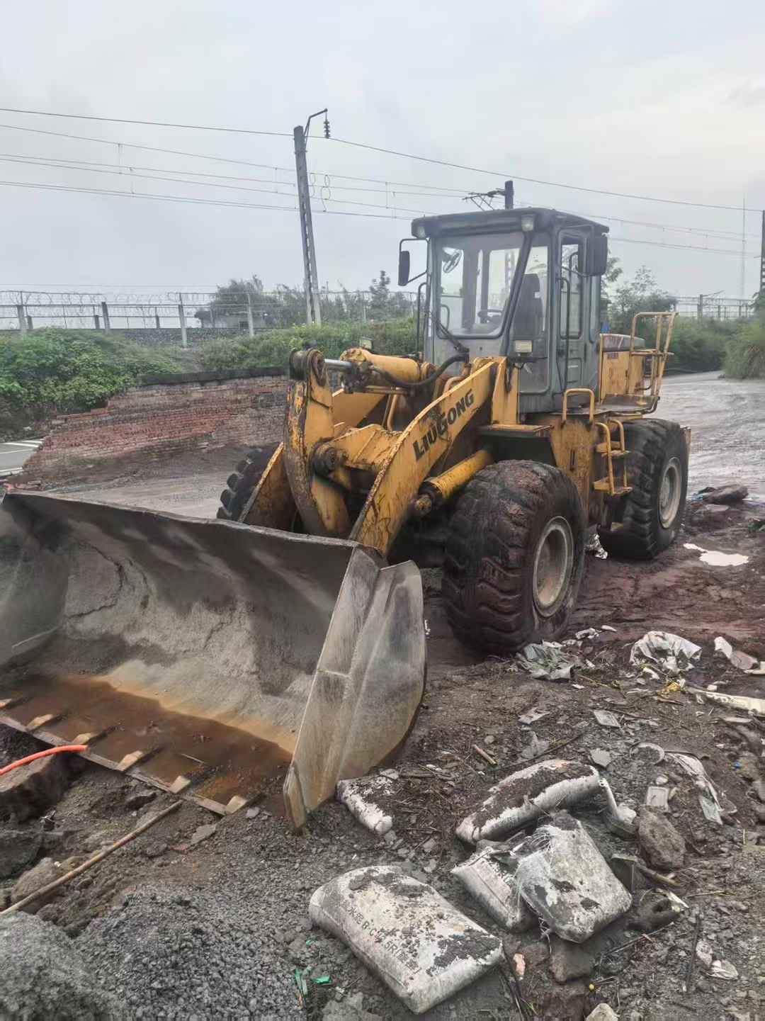 Buy LiuGong CLG855N Used Loader / 2 Buy LiuGong CLG855N Used Loader / 2