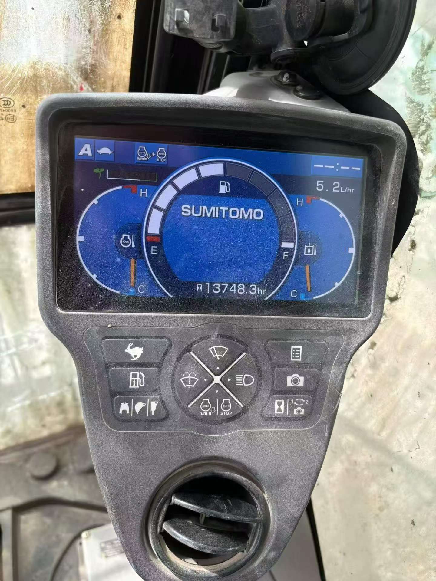 Buy Sumitomo SH210-5 Used Excavator / 5 Buy Sumitomo SH210-5 Used Excavator / 5