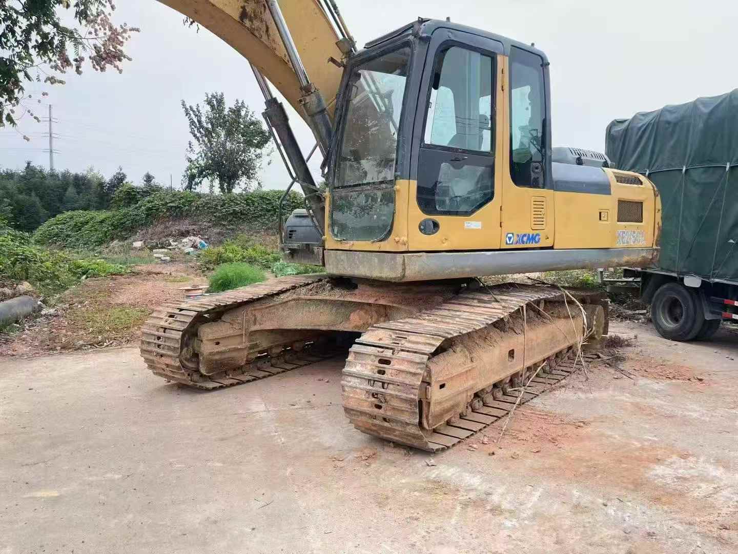 Купить Подержанный Экскаватор XCMG XE200D / 2