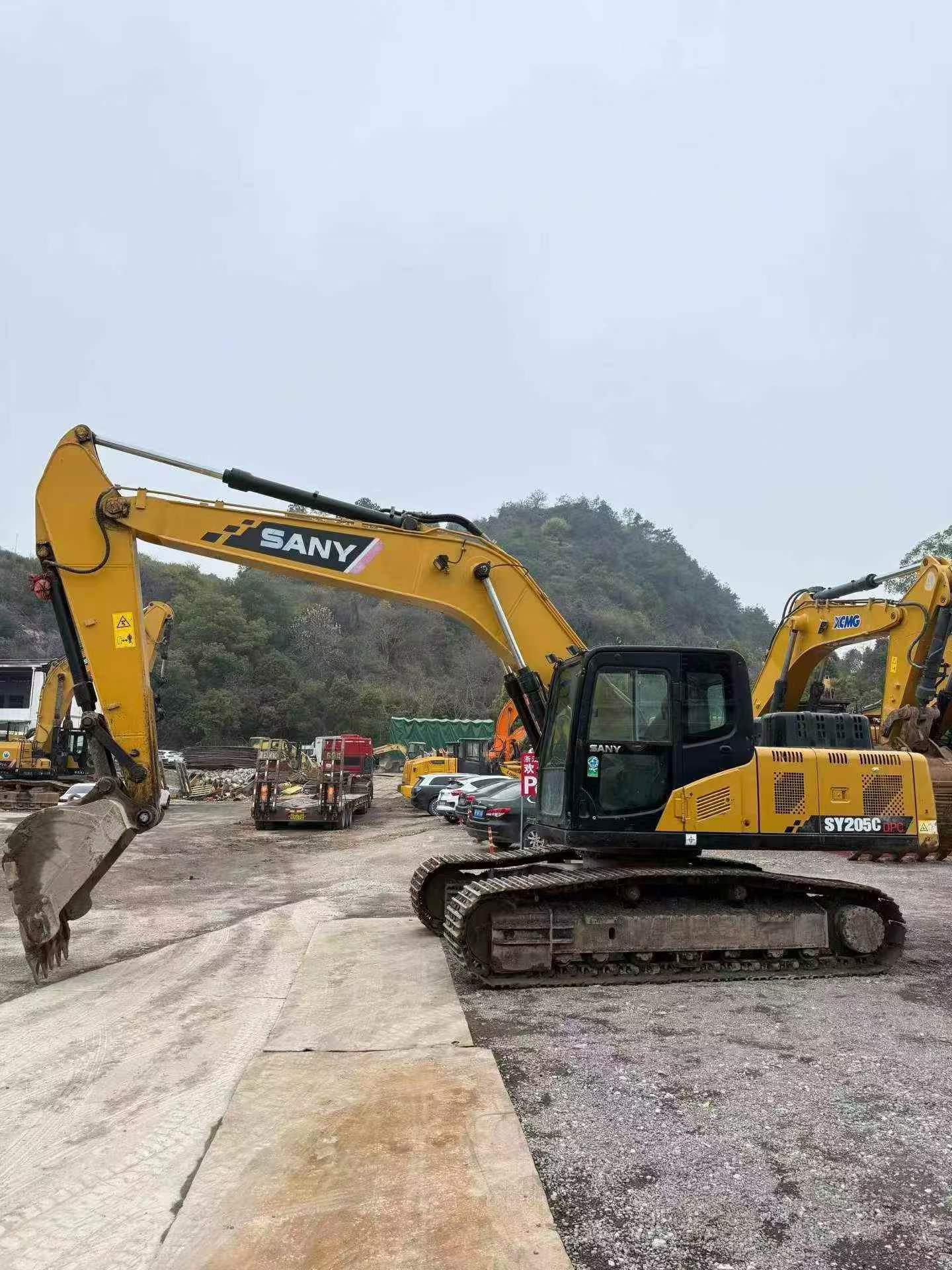 Compre Excavadora Sany SY205C Usada / 3