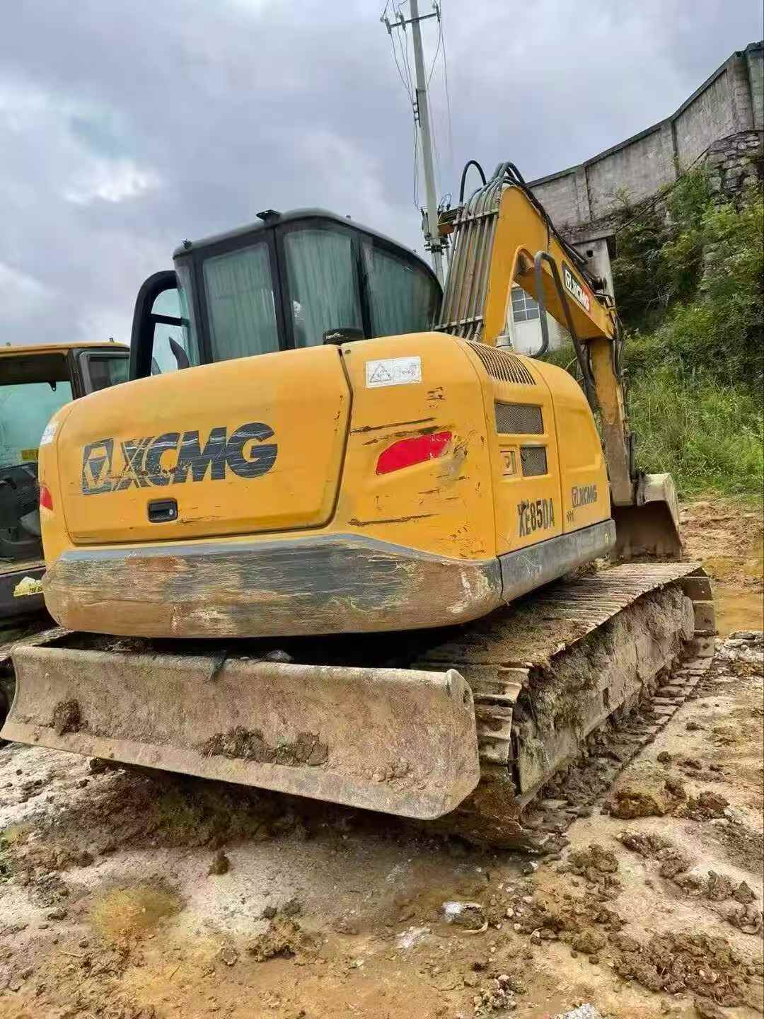 Compre Excavadora XCMG XE75C Usada / 2