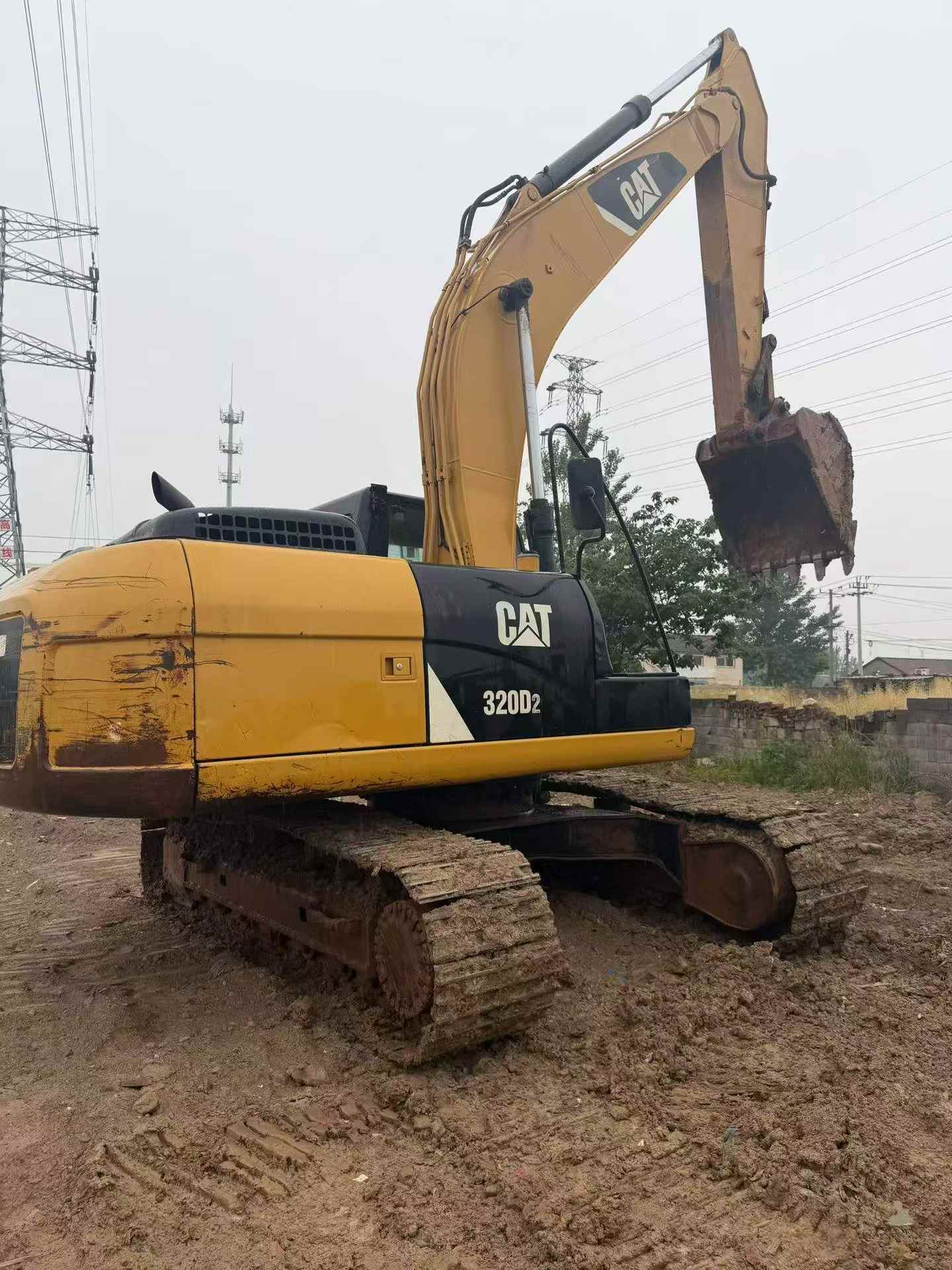 Купить Подержанный Экскаватор Caterpillar 320D / 5