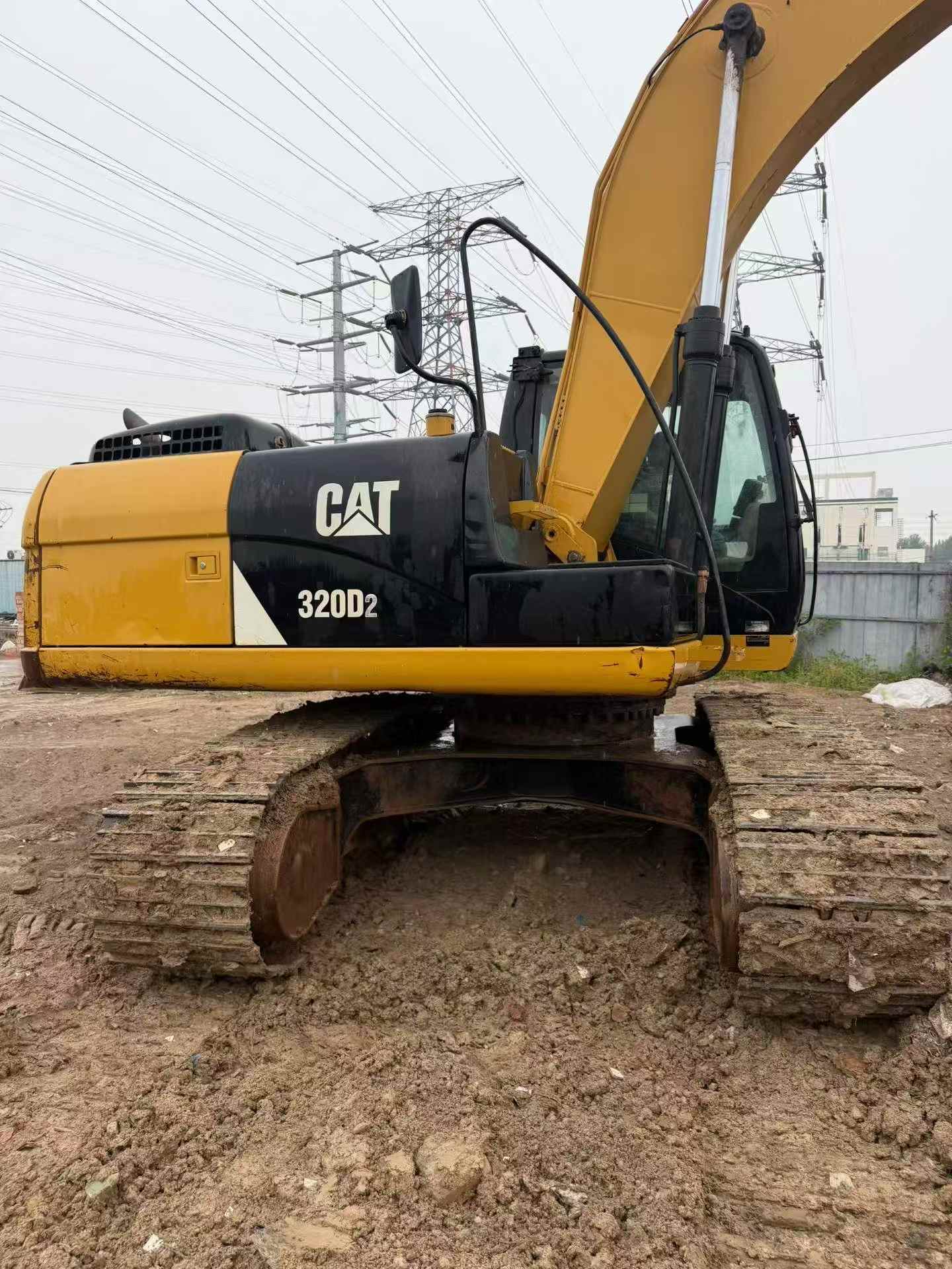 Купить Подержанный Экскаватор Caterpillar 320D / 9