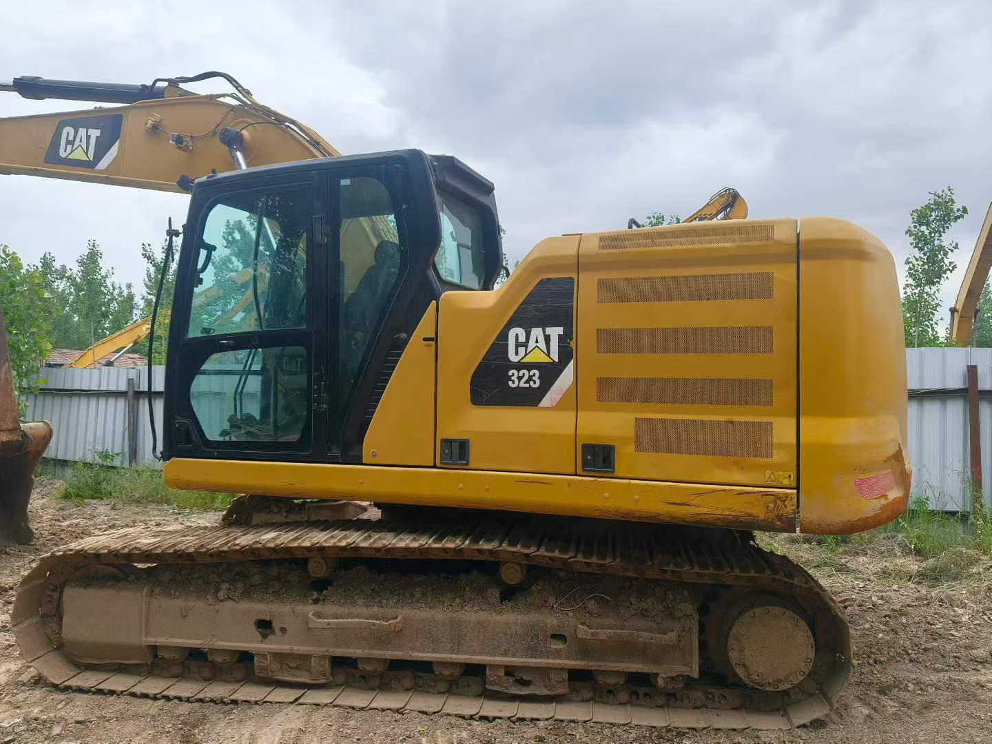 Buy Caterpillar 323 Used Excavator Buy Caterpillar 323 Used Excavator