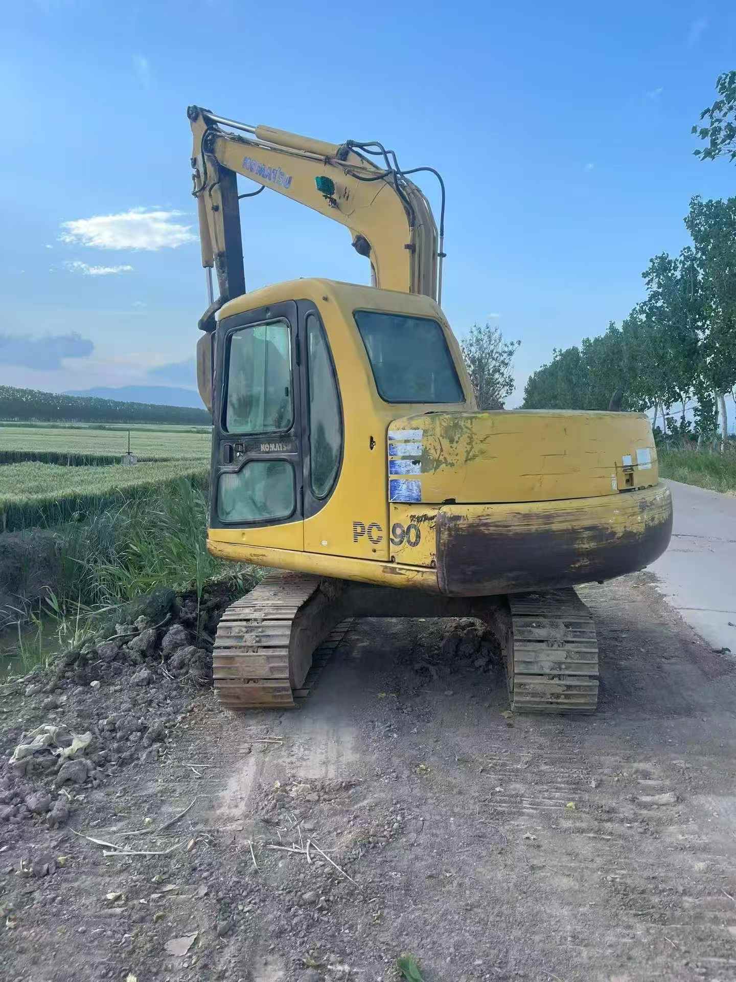 Купить Komatsu PC60-7 Подержанный Экскаватор