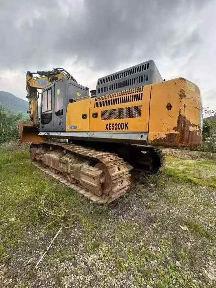 Compre Excavadora XCMG XE490D Usada / 3