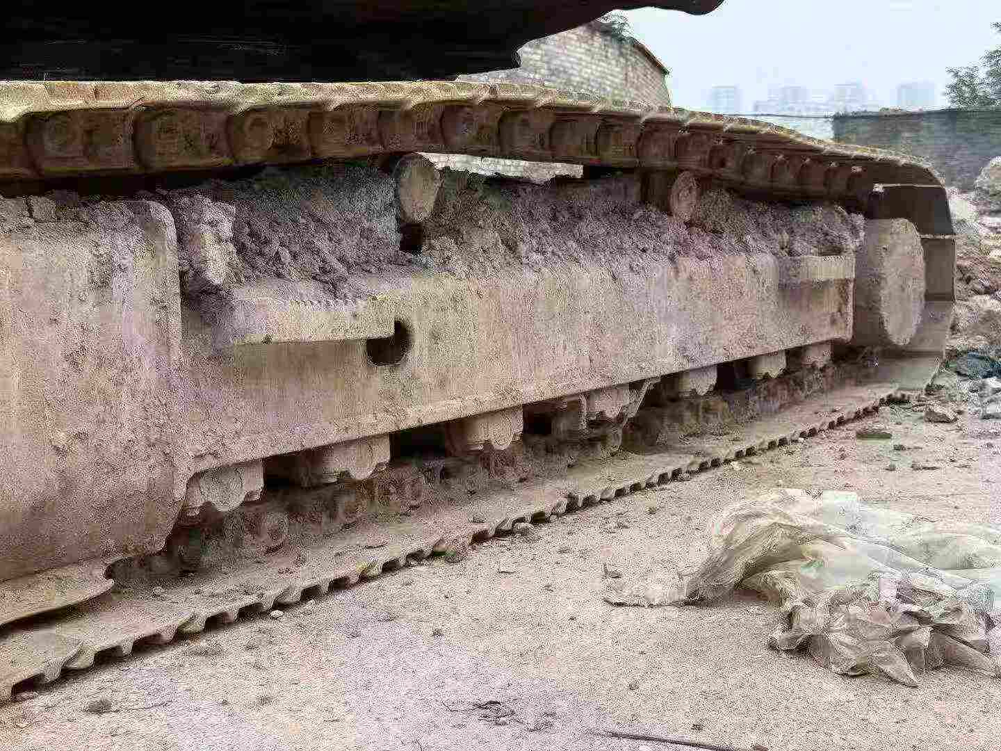 Compre Excavadora Hyundai R215VS Usada / 9