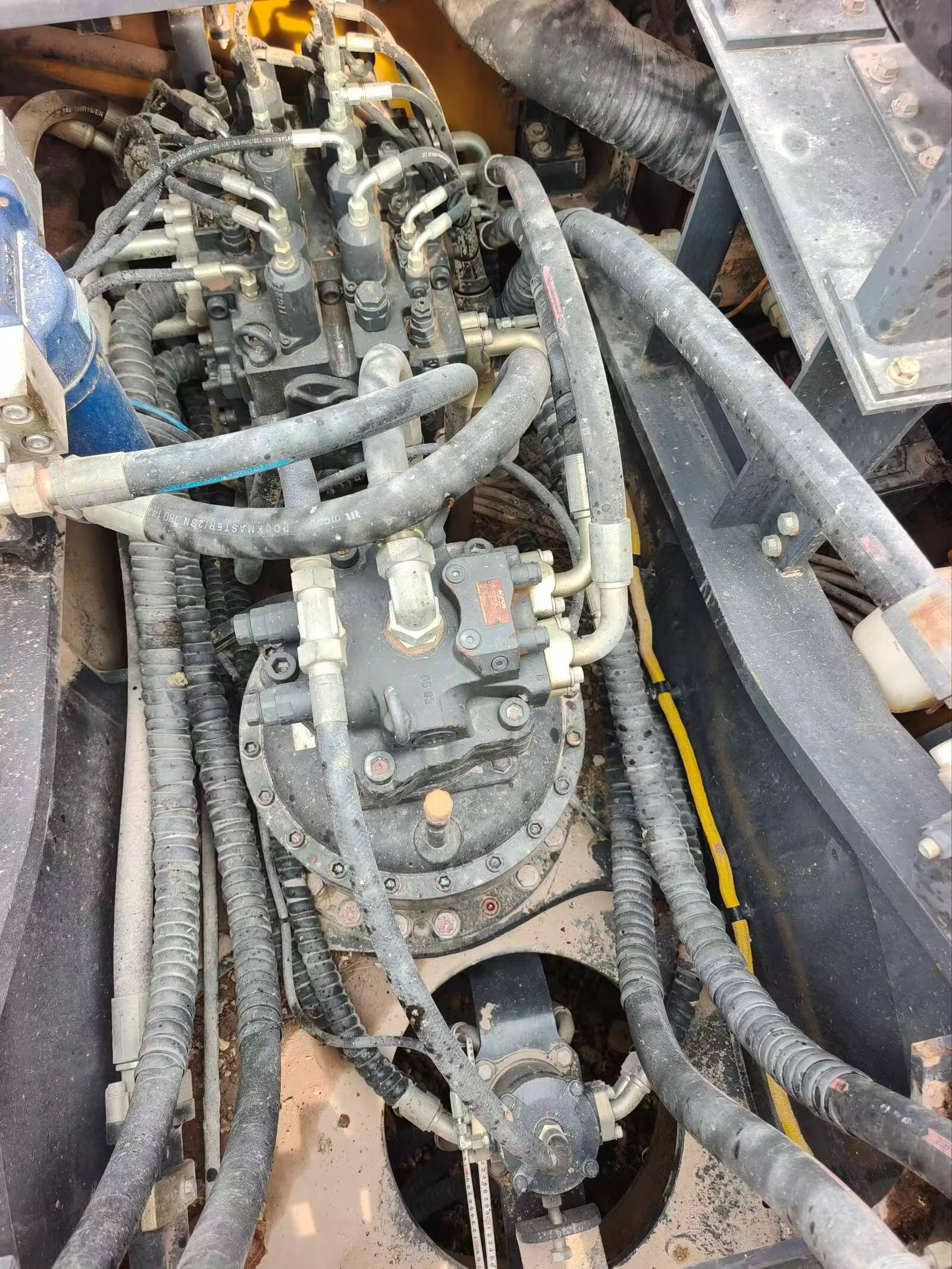 Buy XCMG XE550DK Used Excavator / 7
