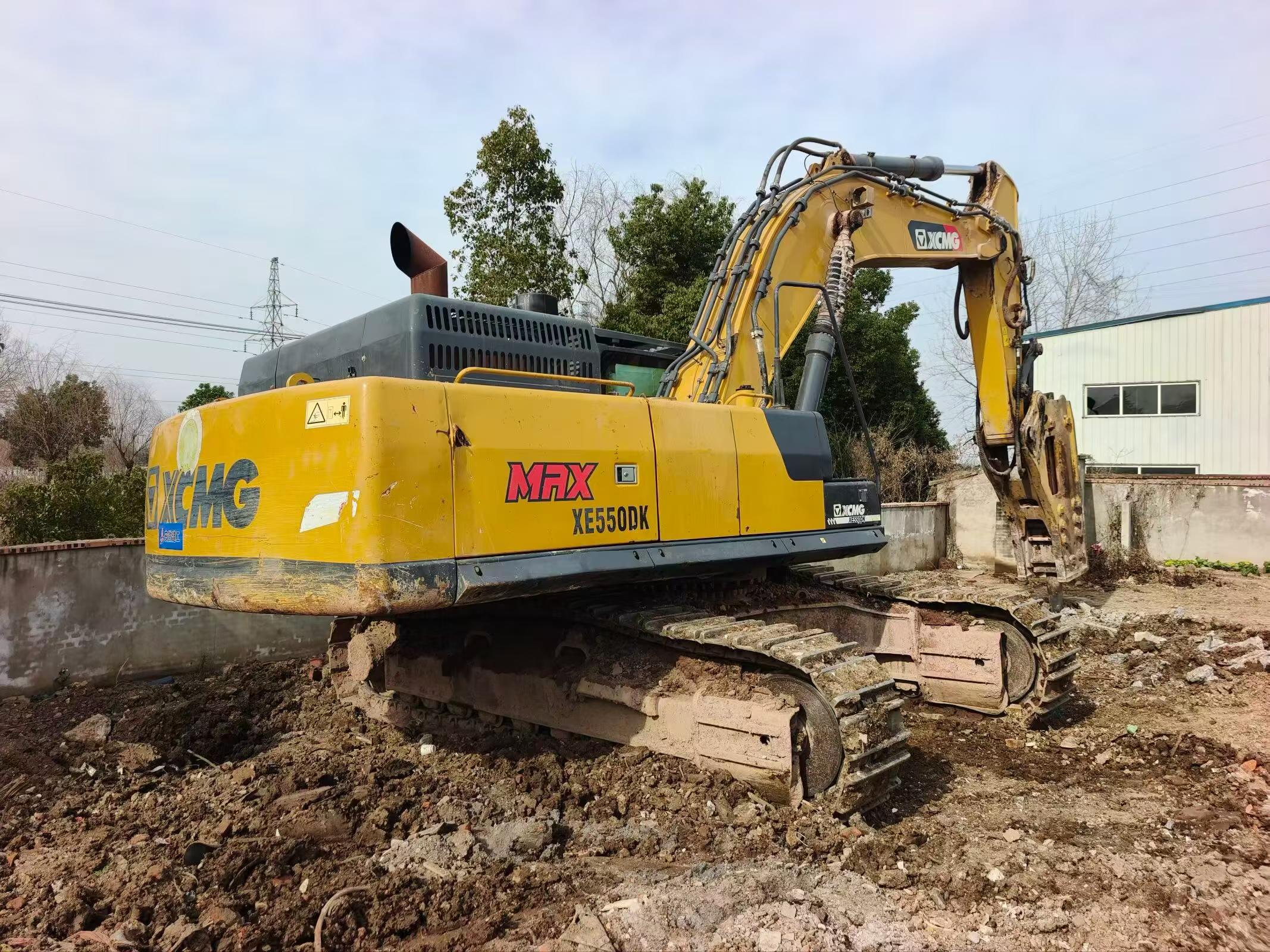 Buy XCMG XE550DK Used Excavator / 9
