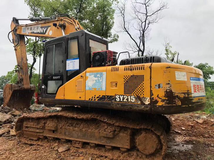 Buy Sany SY205C-8 Used Excavator / 1