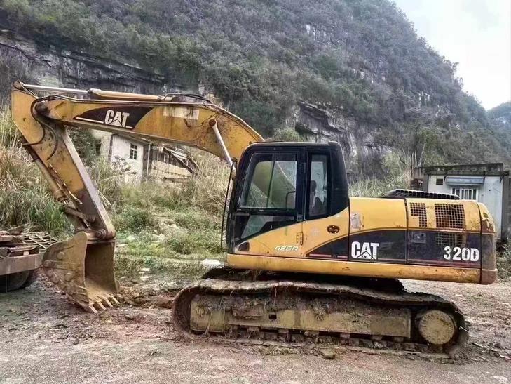 Buy Caterpillar 320D Used Excavator / 1